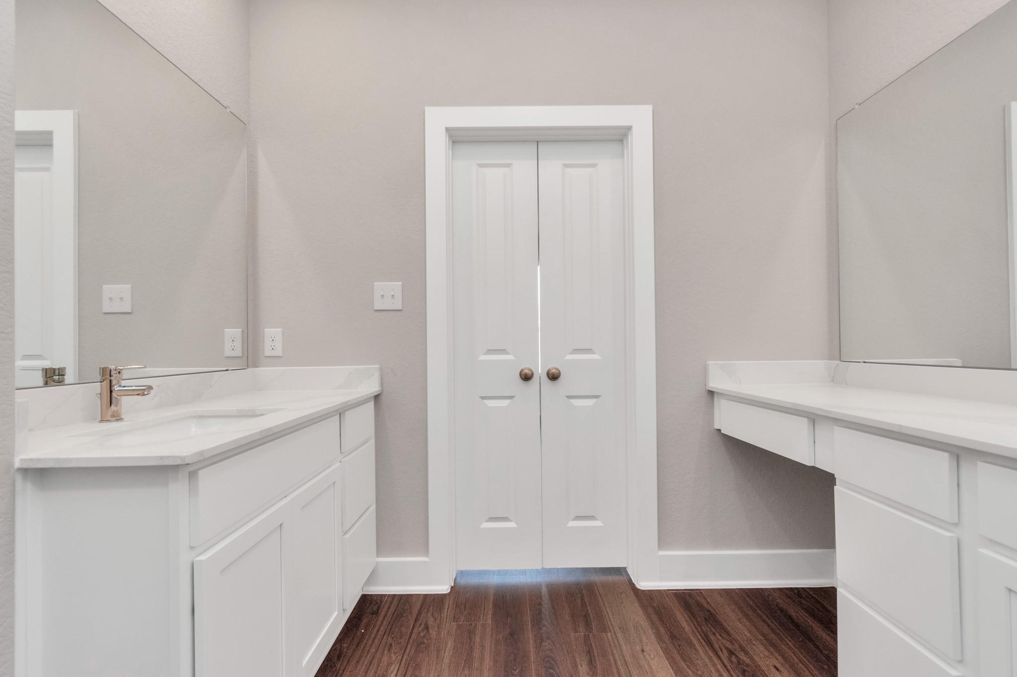 1233 Scarlet Creek Drive, Rosharon, TX 77583