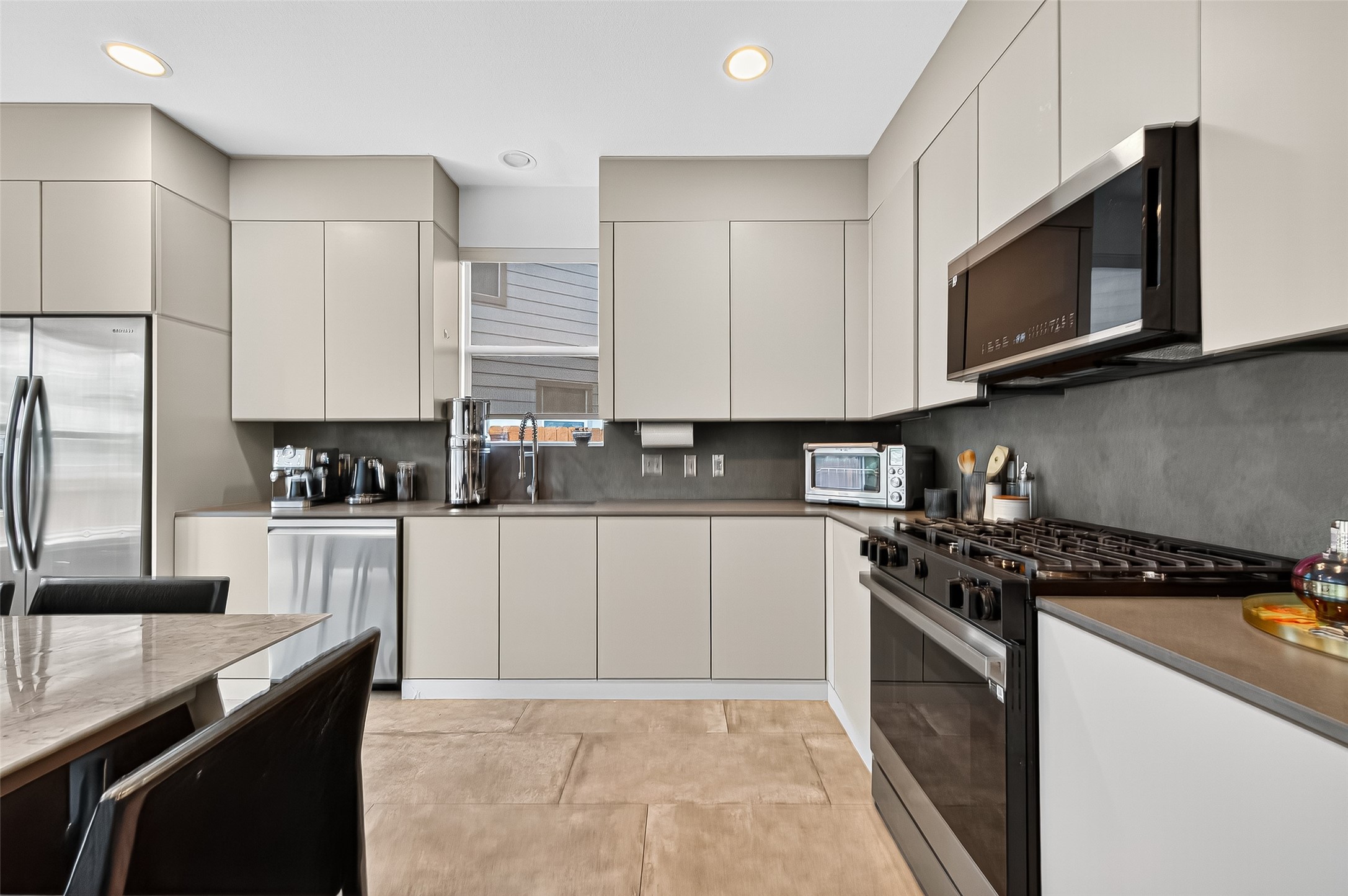 10021 Hillside Bayou Drive, Houston, TX 77080