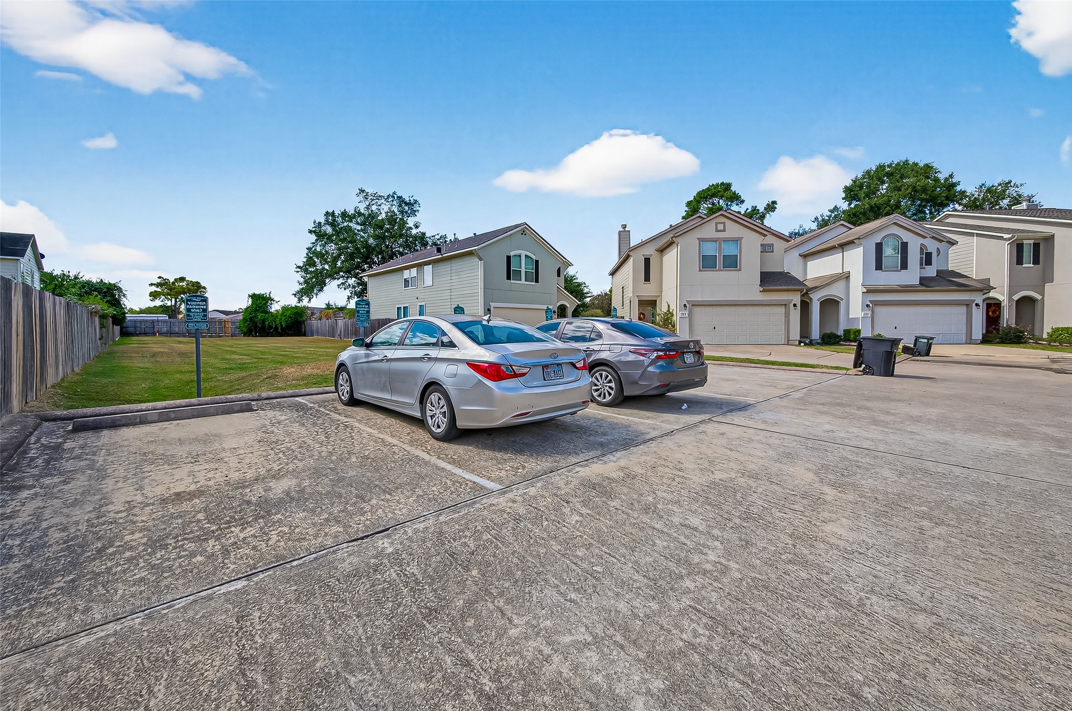 10021 Hillside Bayou Drive, Houston, TX 77080