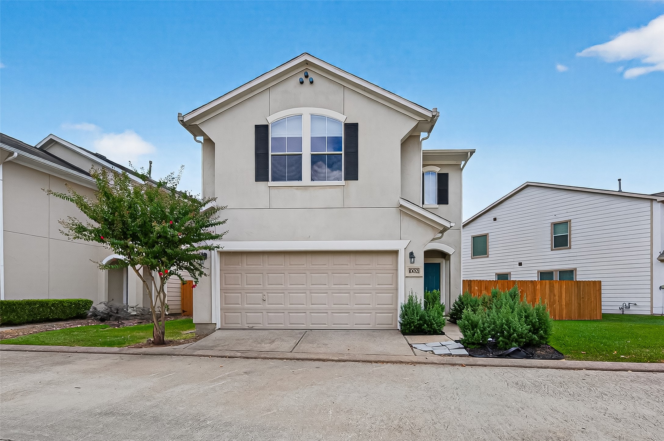 10021 Hillside Bayou Drive, Houston, TX 77080 10021 Hillside Bayou Drive, Houston, TX 77080