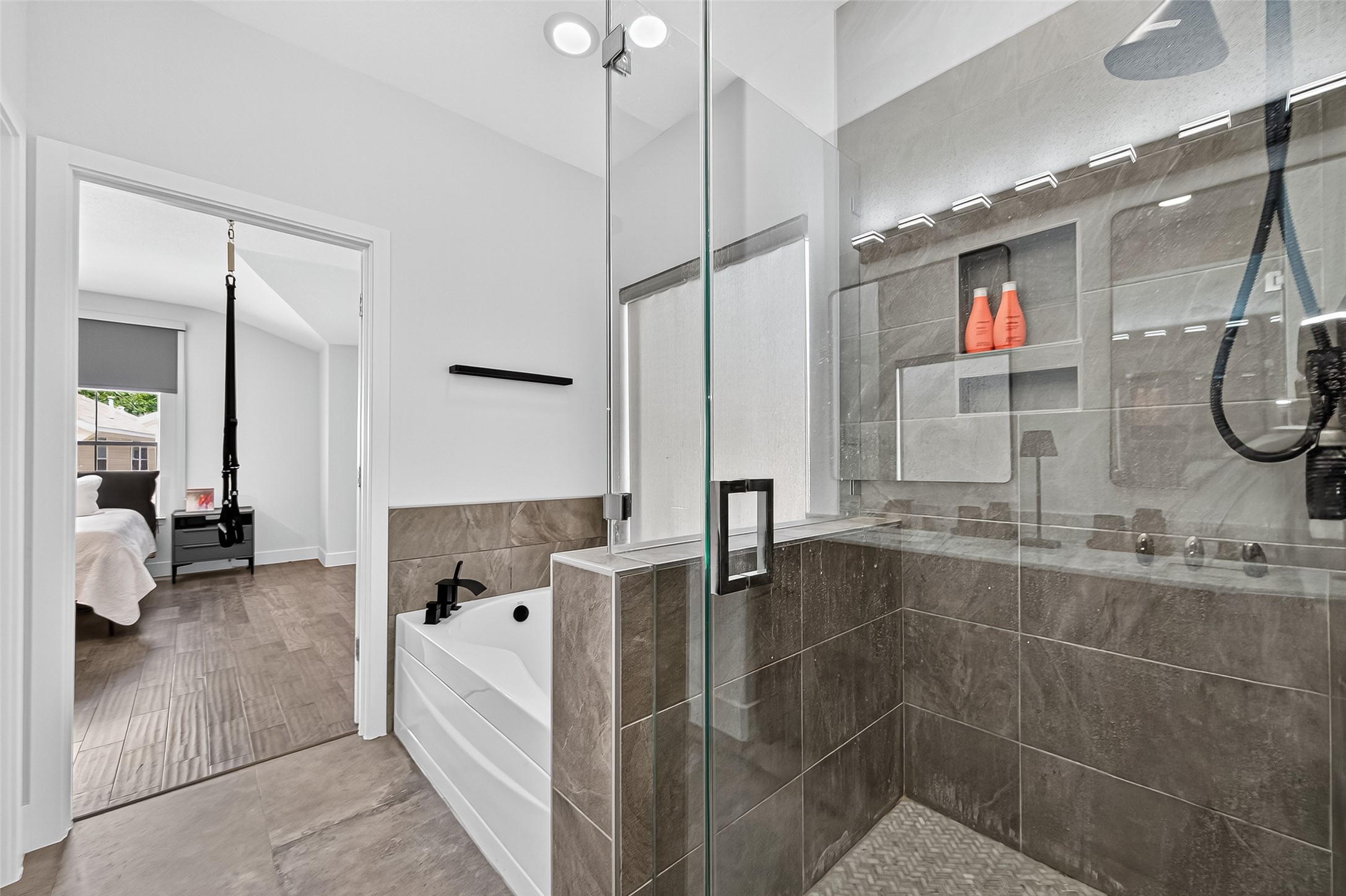 10021 Hillside Bayou Drive, Houston, TX 77080