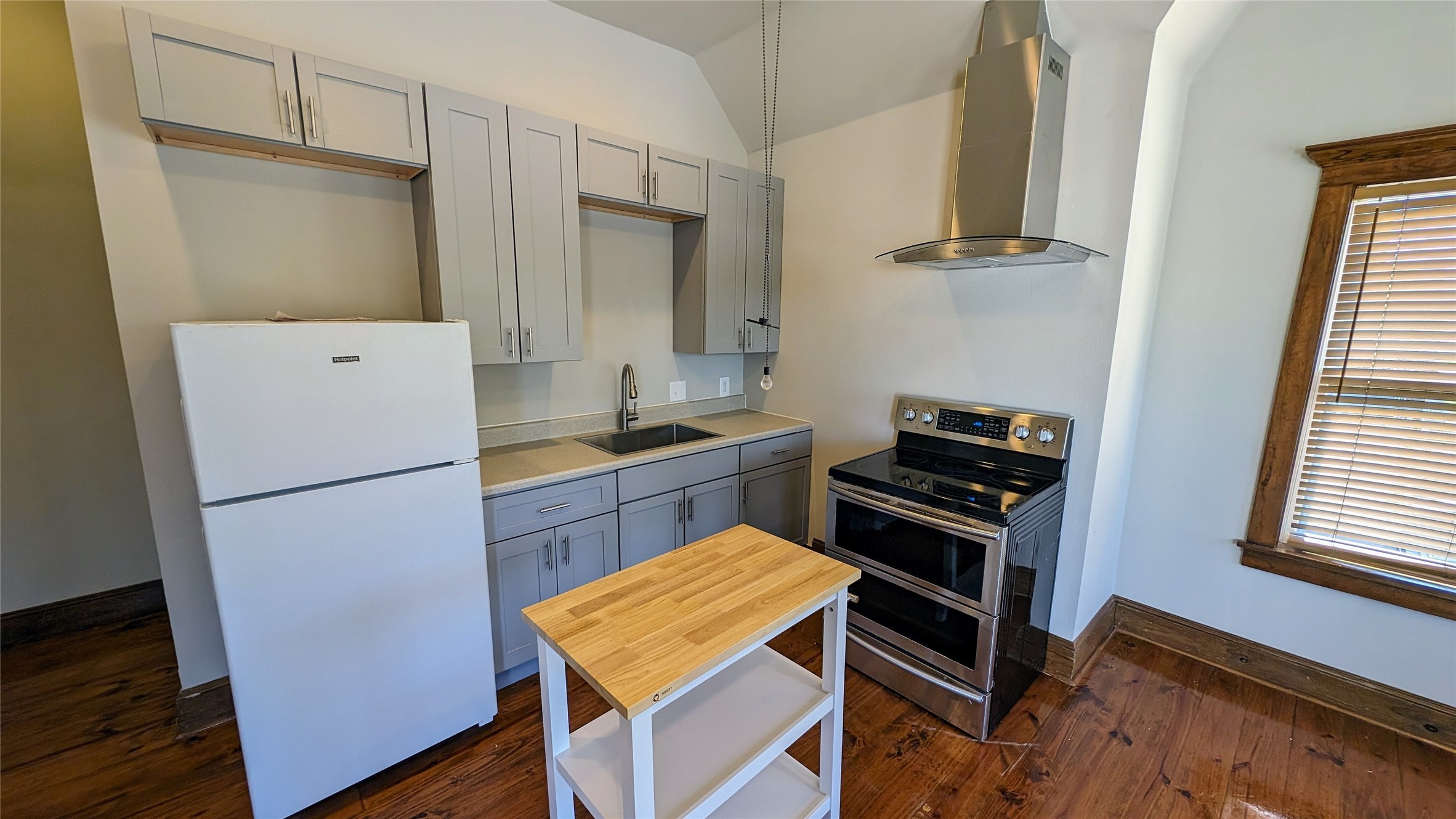 702 Paschall Street, #B, Houston, TX 77009 702 Paschall Street, #B, Houston, TX 77009