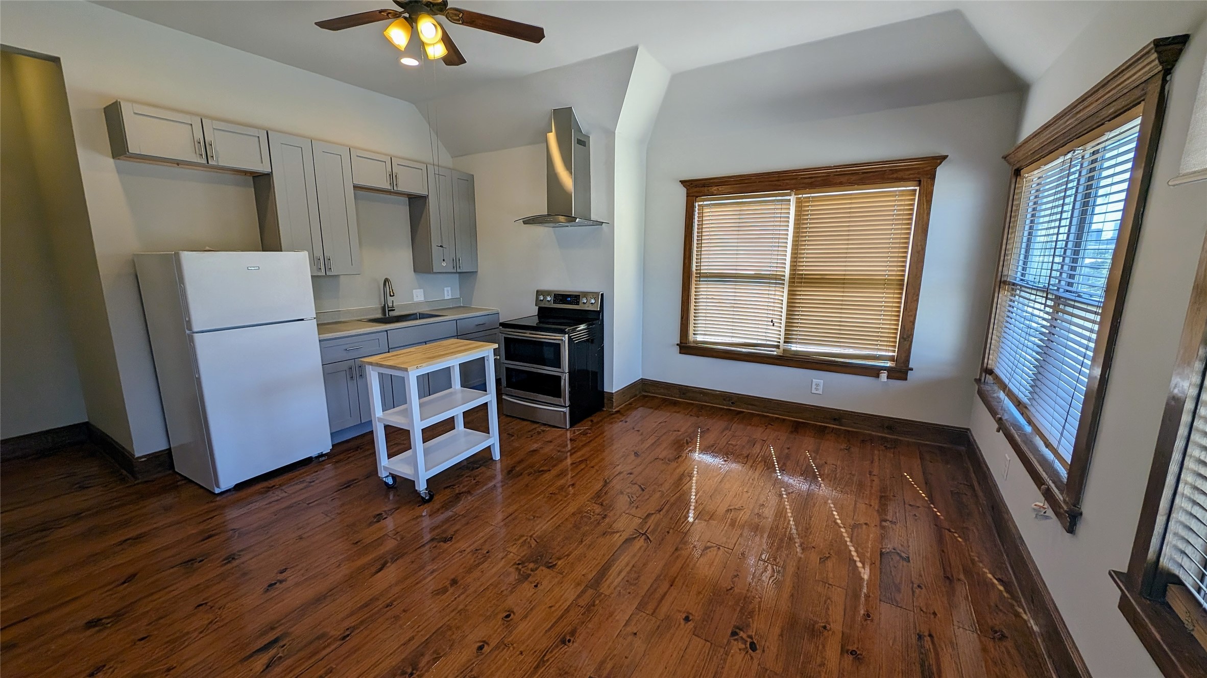 702 Paschall Street, #B, Houston, TX 77009 702 Paschall Street, #B, Houston, TX 77009