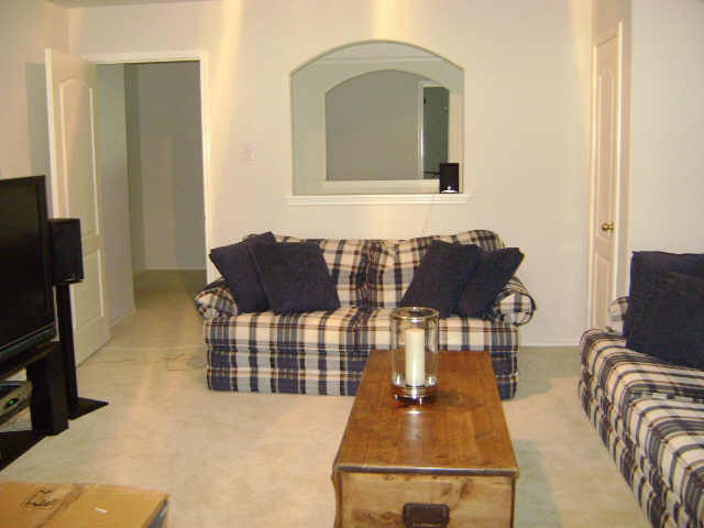 GAME ROOM WITH BEAUTIFUL ARCH.