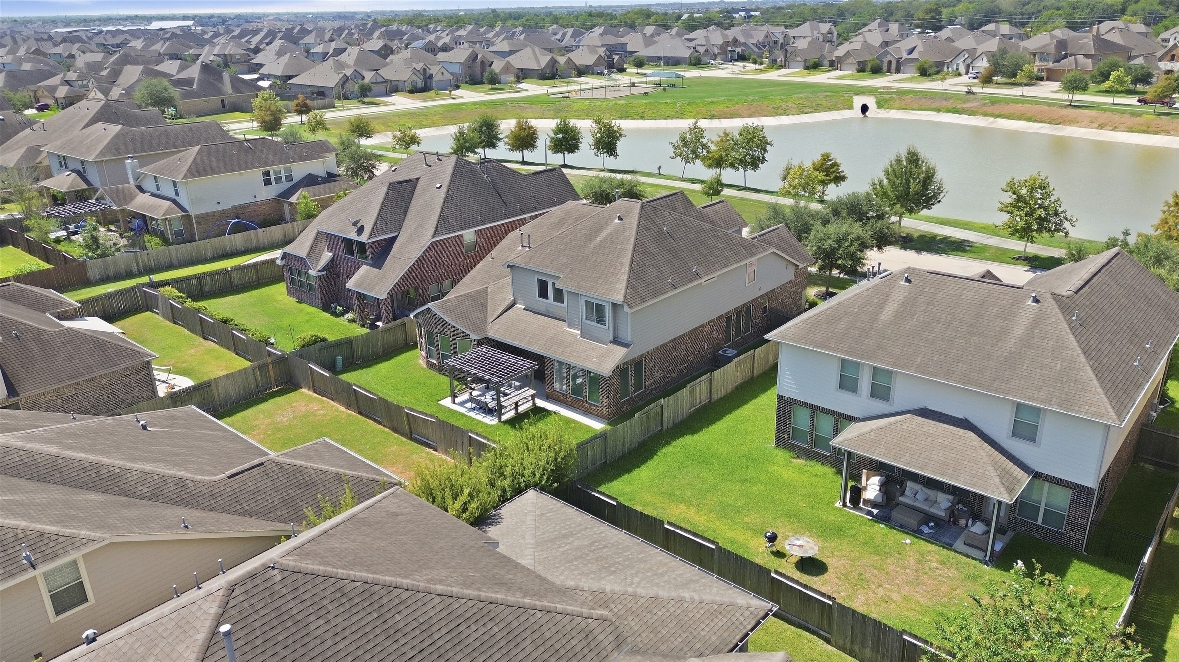 406 Stockport Drive, League City, TX 77573