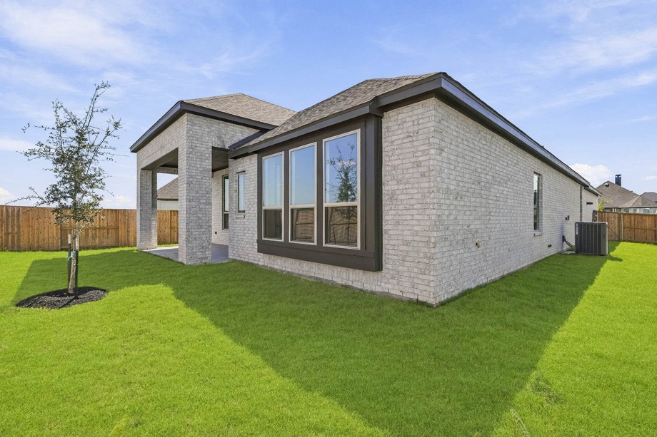 Modern Exterior and Outdoor Space