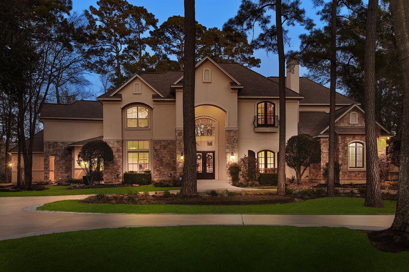 32 Palmer Woods Drive, The Woodlands, TX 77381