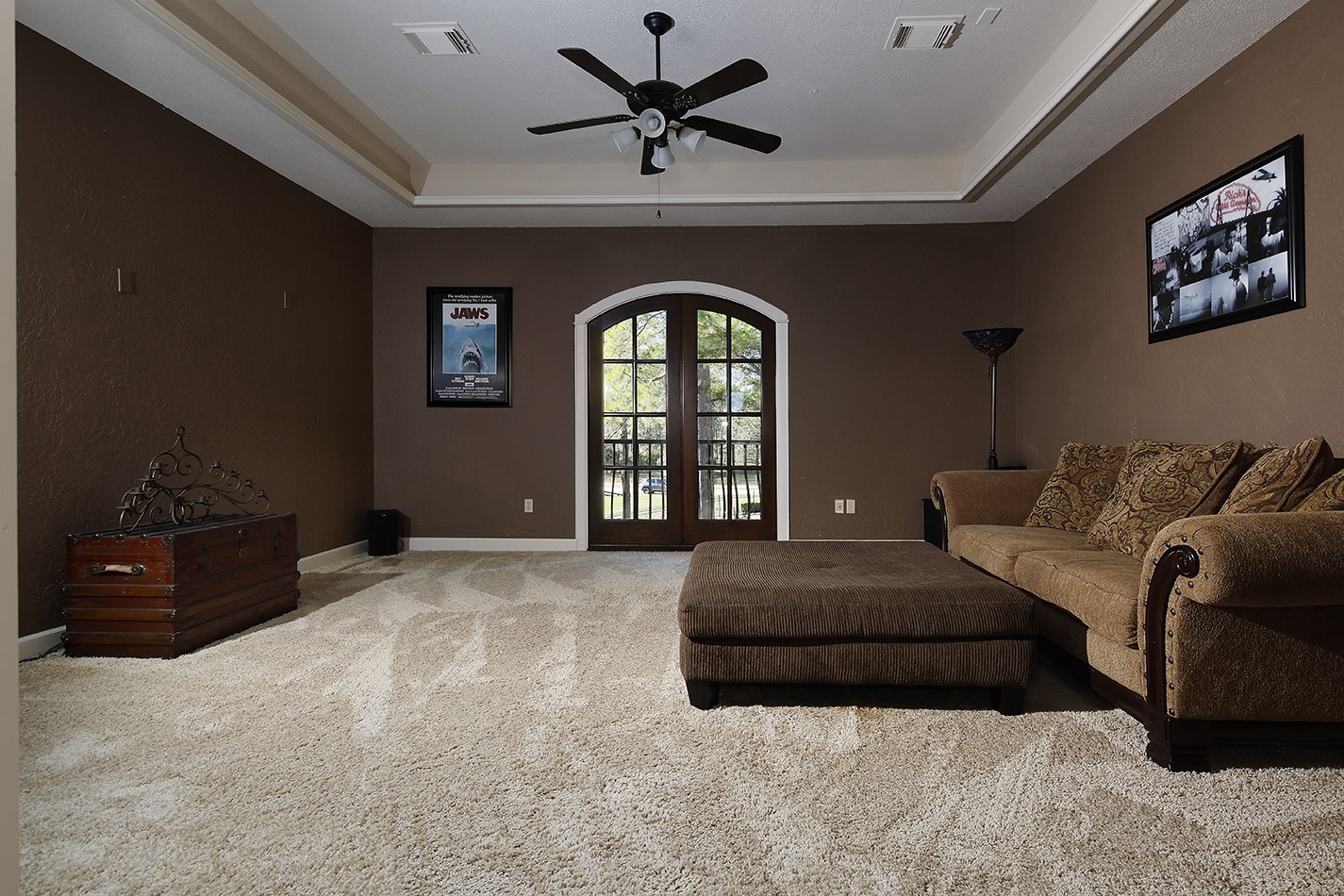 32 Palmer Woods Drive, The Woodlands, TX 77381