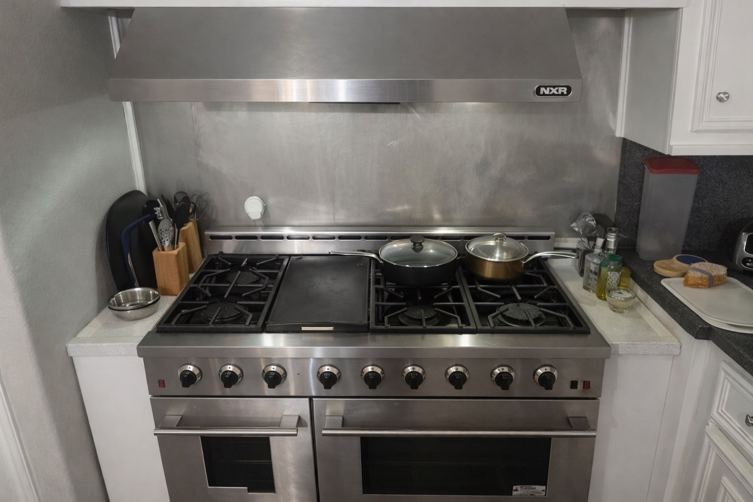 Gas range