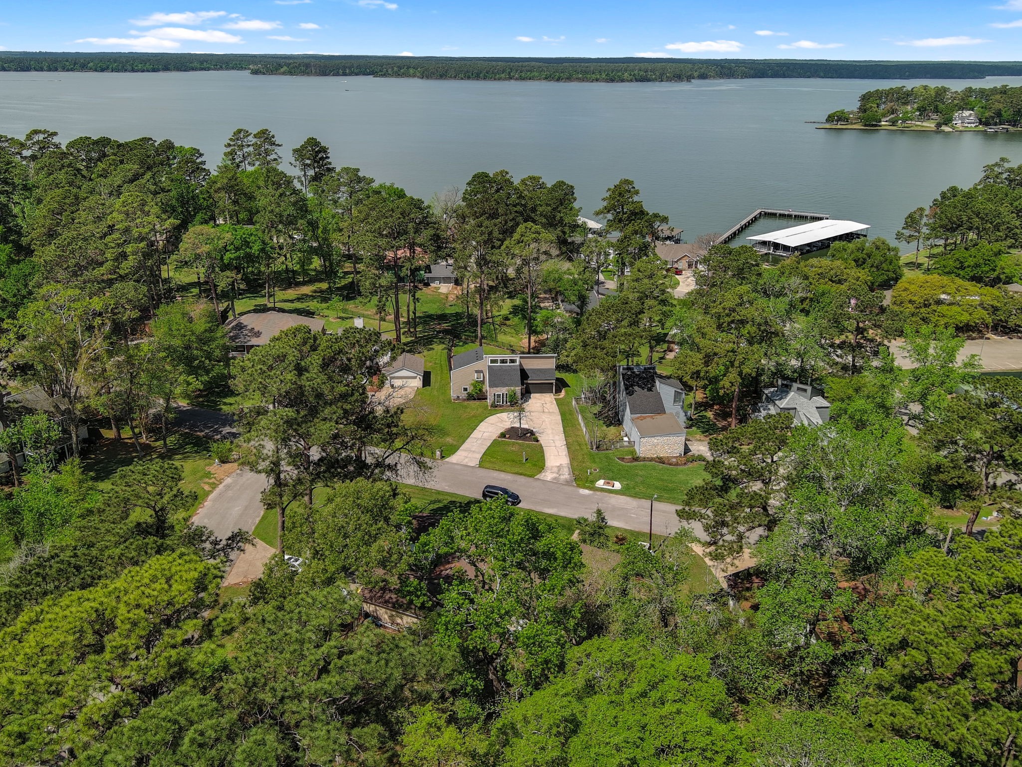 15211 Jamaica Drive, Willis, TX 77318