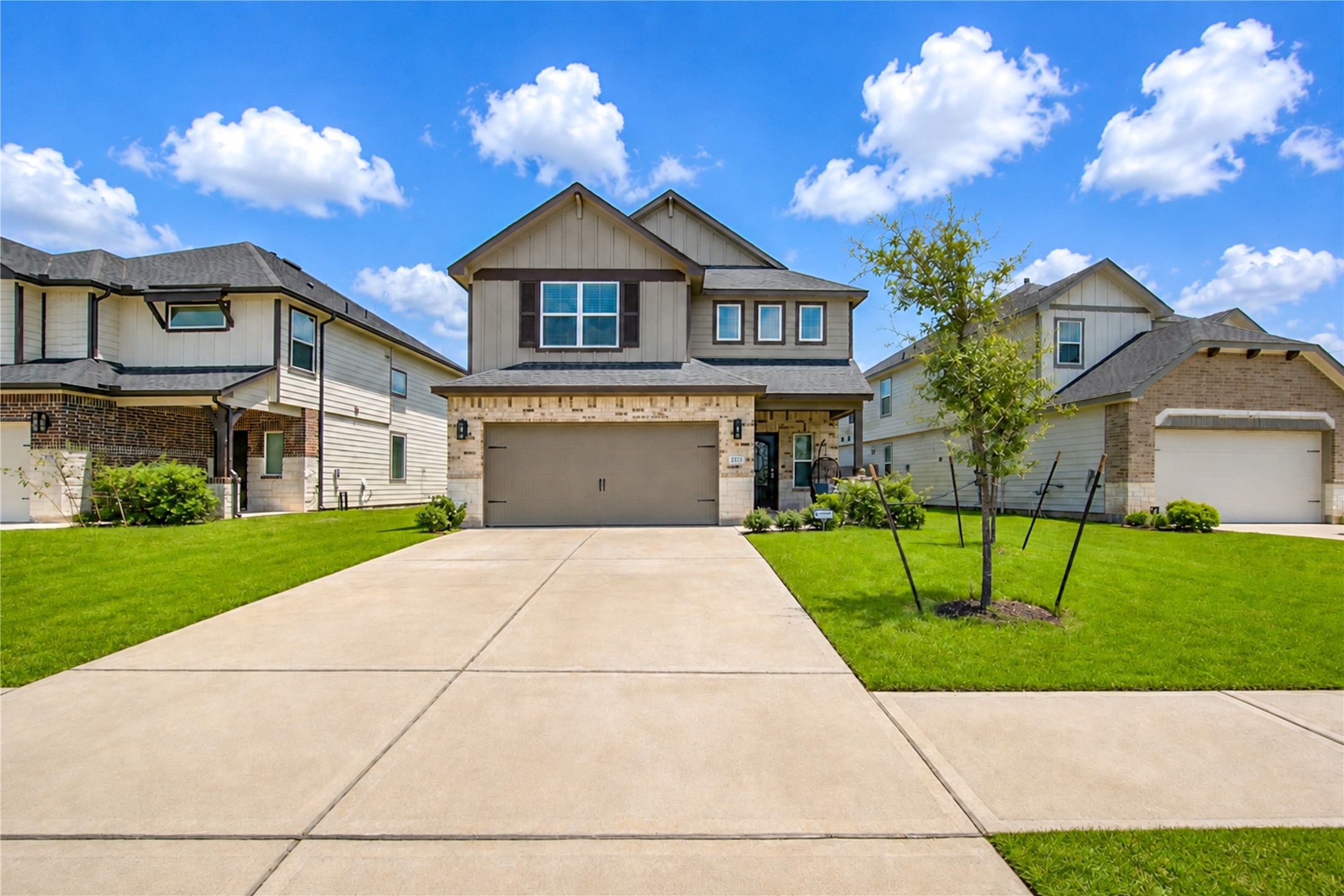 2223 Emerald Diamond Court, Fresno, TX 77545