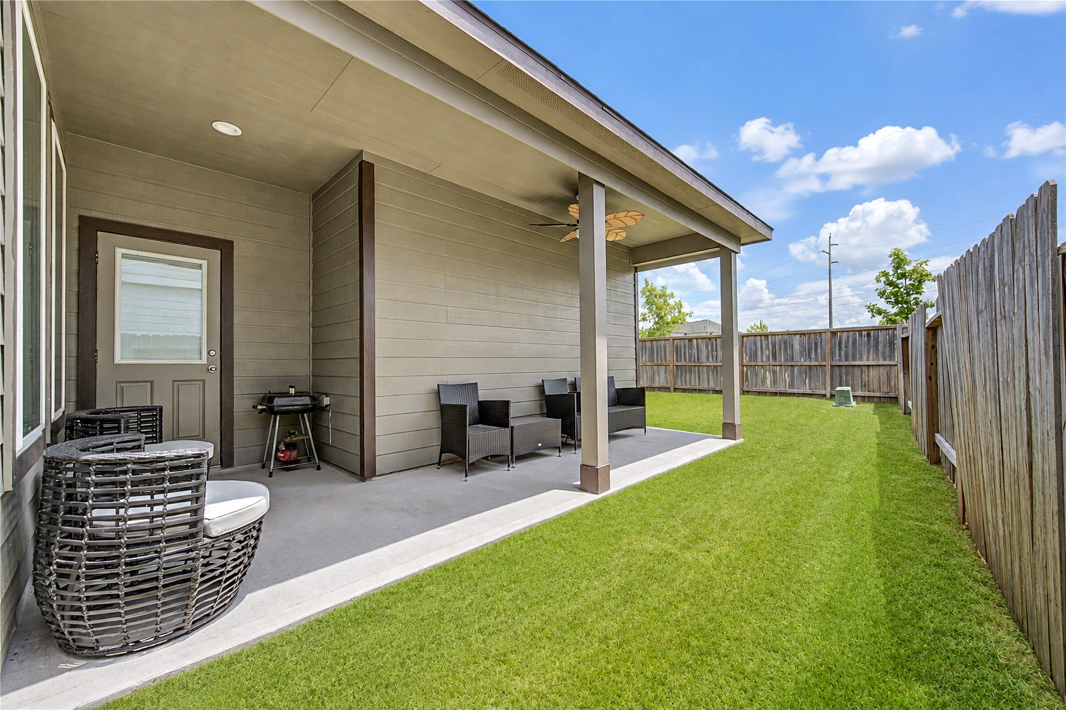 2223 Emerald Diamond Court, Fresno, TX 77545