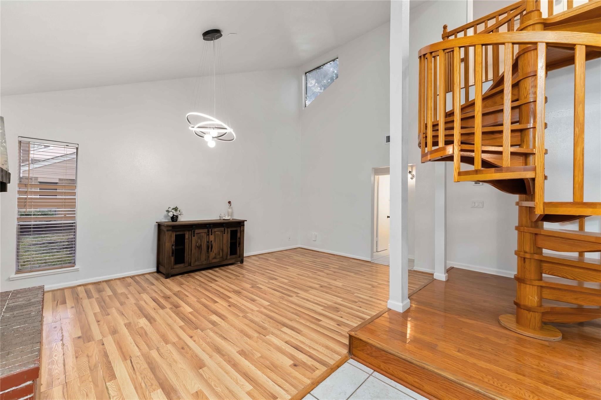 13911 Hollowgreen Drive, Houston, TX 77082 13911 Hollowgreen Drive, Houston, TX 77082