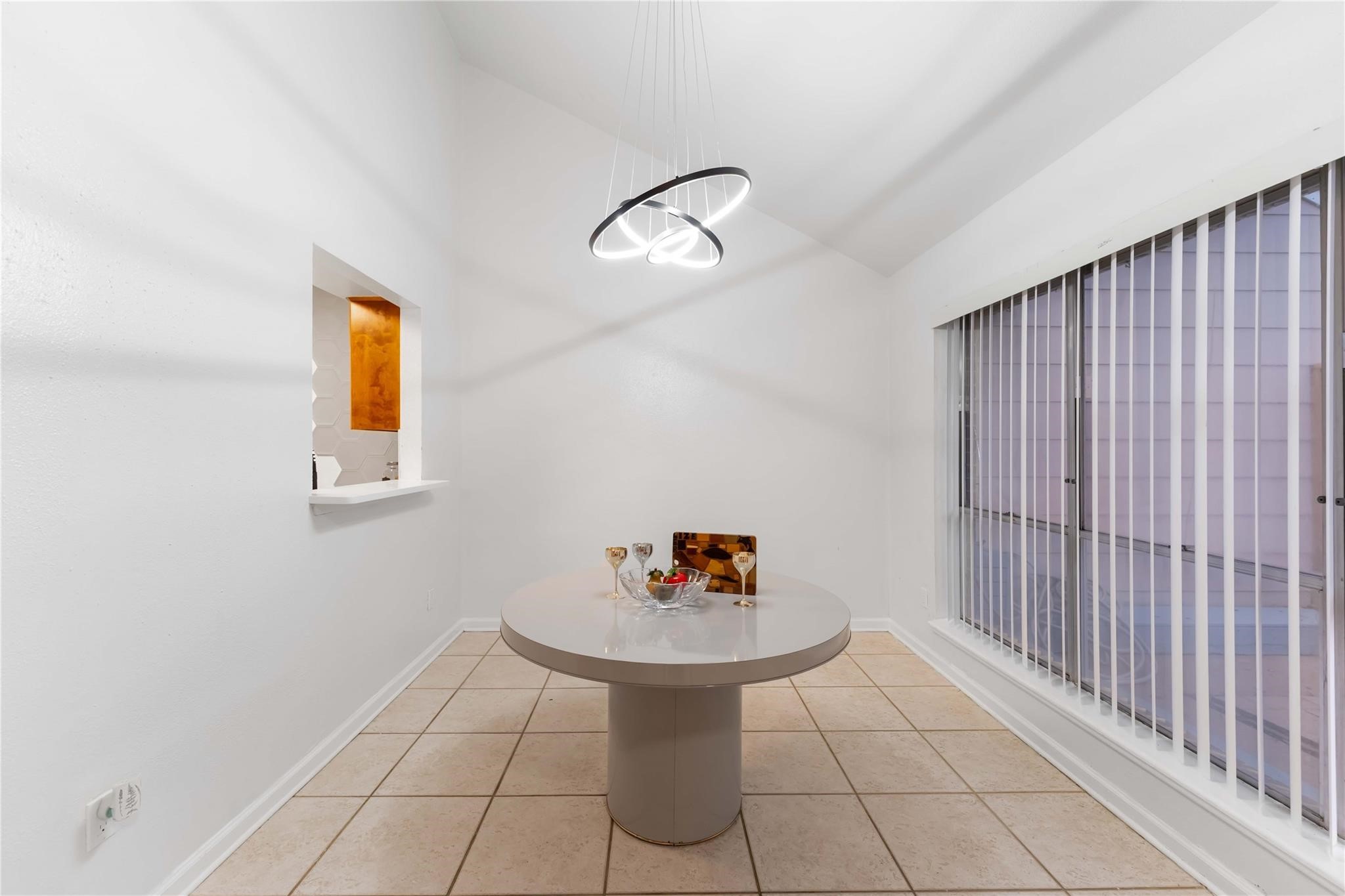13911 Hollowgreen Drive, Houston, TX 77082