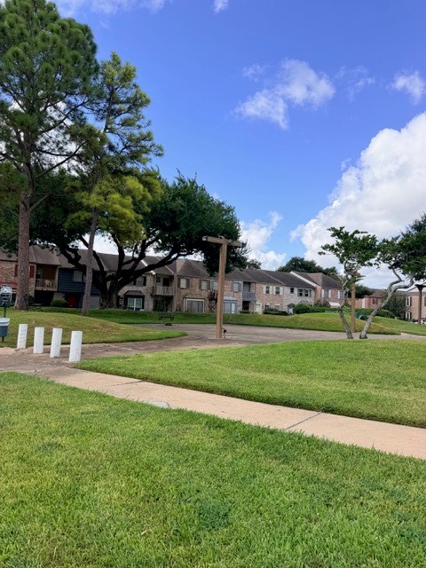 8367 Nairn Street, Houston, TX 77074