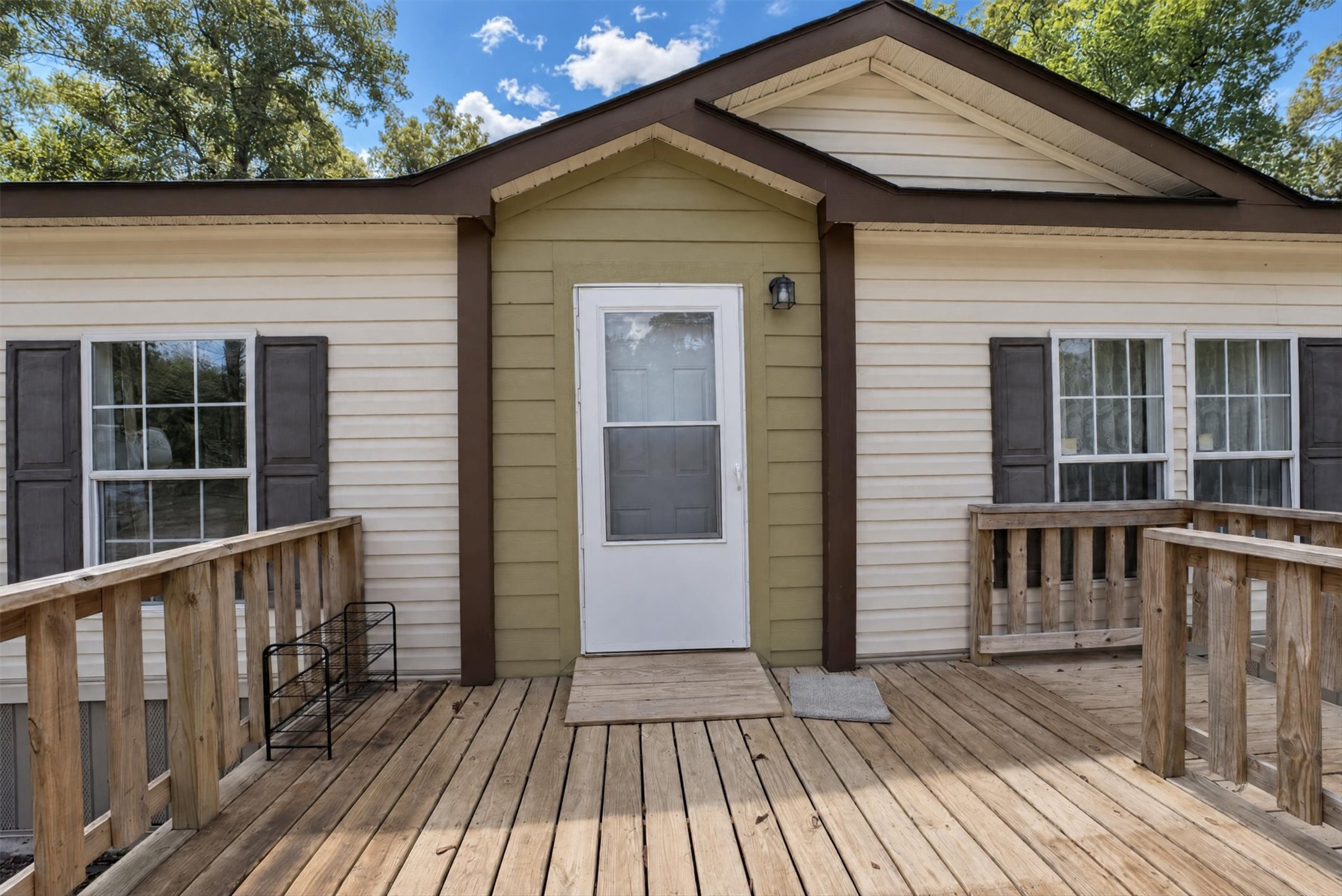 11350 Hillcrest Drive, Conroe, TX 77303