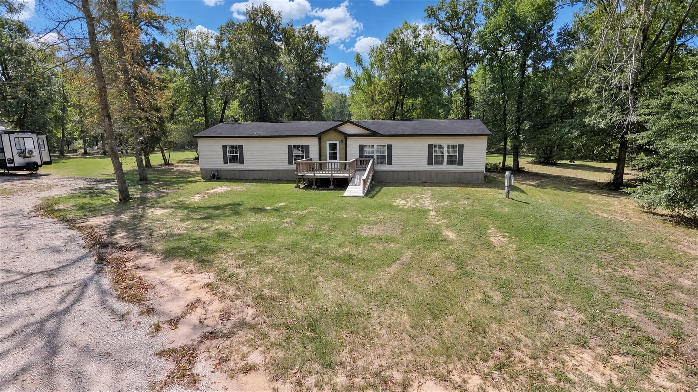 11350 Hillcrest Drive, Conroe, TX 77303