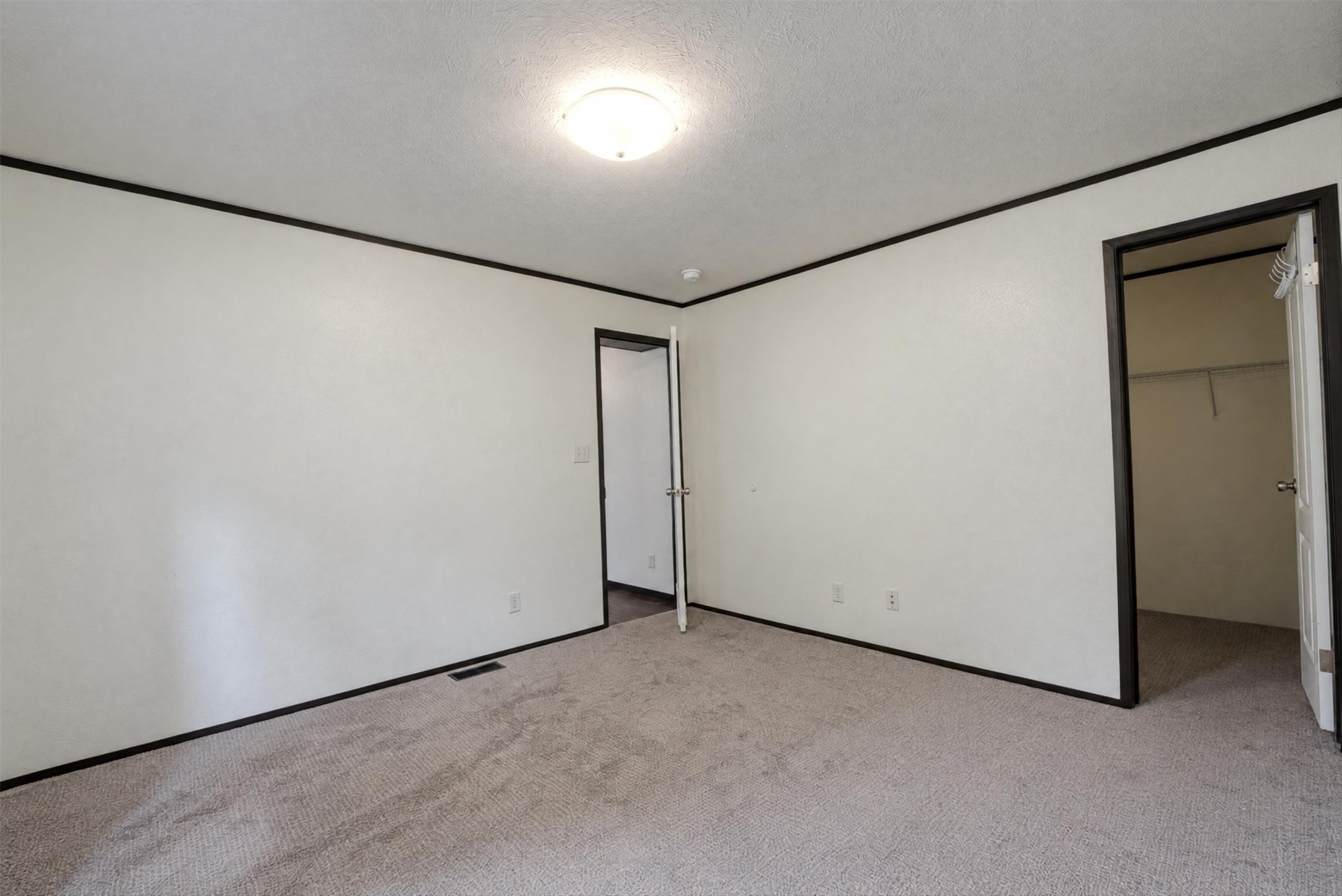 11350 Hillcrest Drive, Conroe, TX 77303