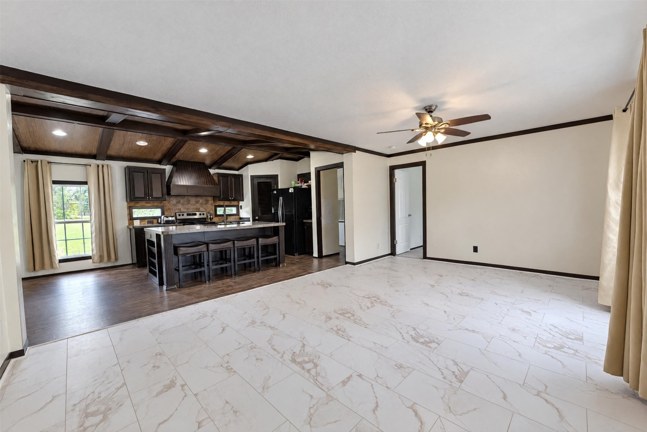 11350 Hillcrest Drive, Conroe, TX 77303