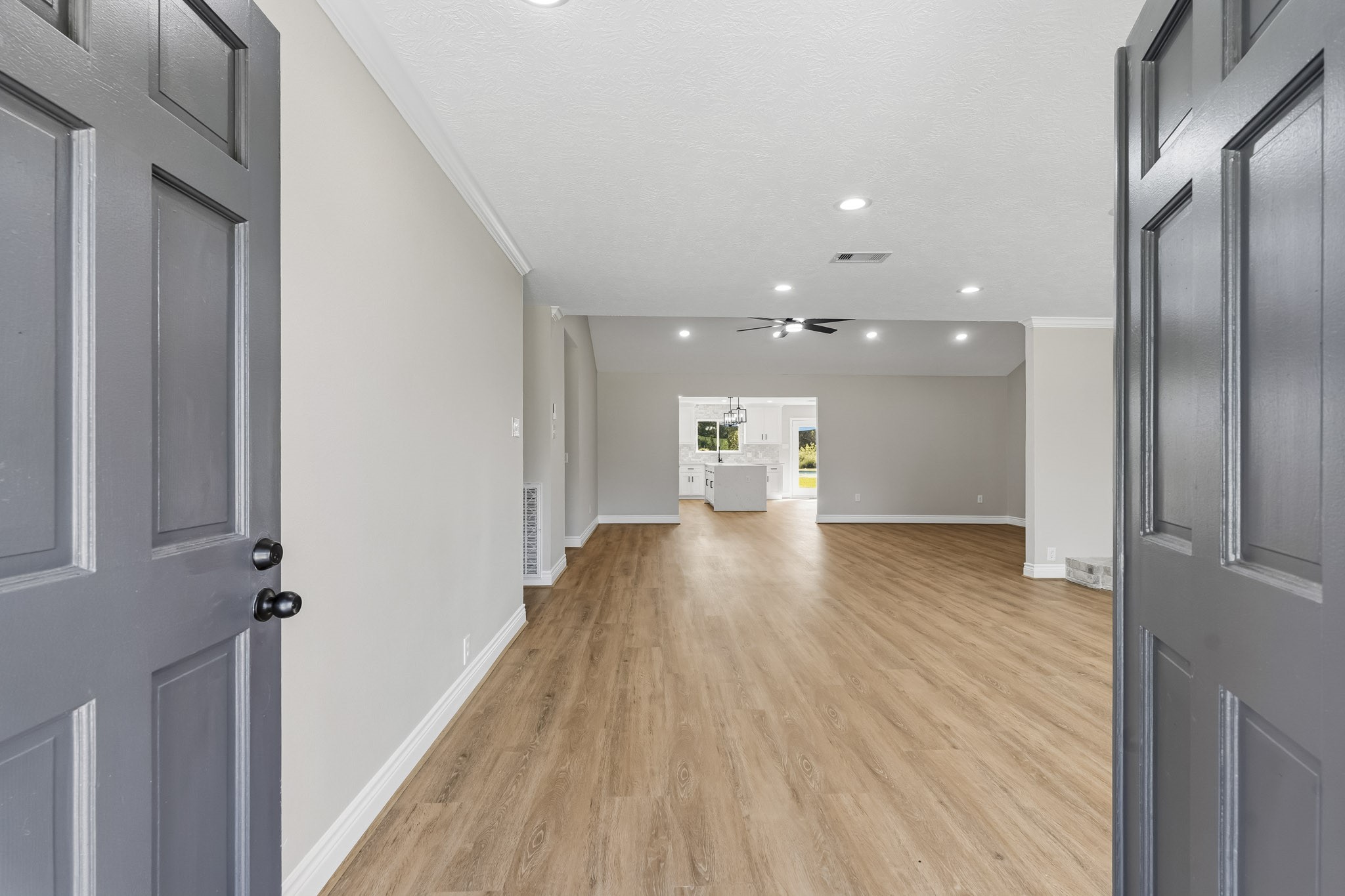 119 Avenue J, Dickinson, TX 77539