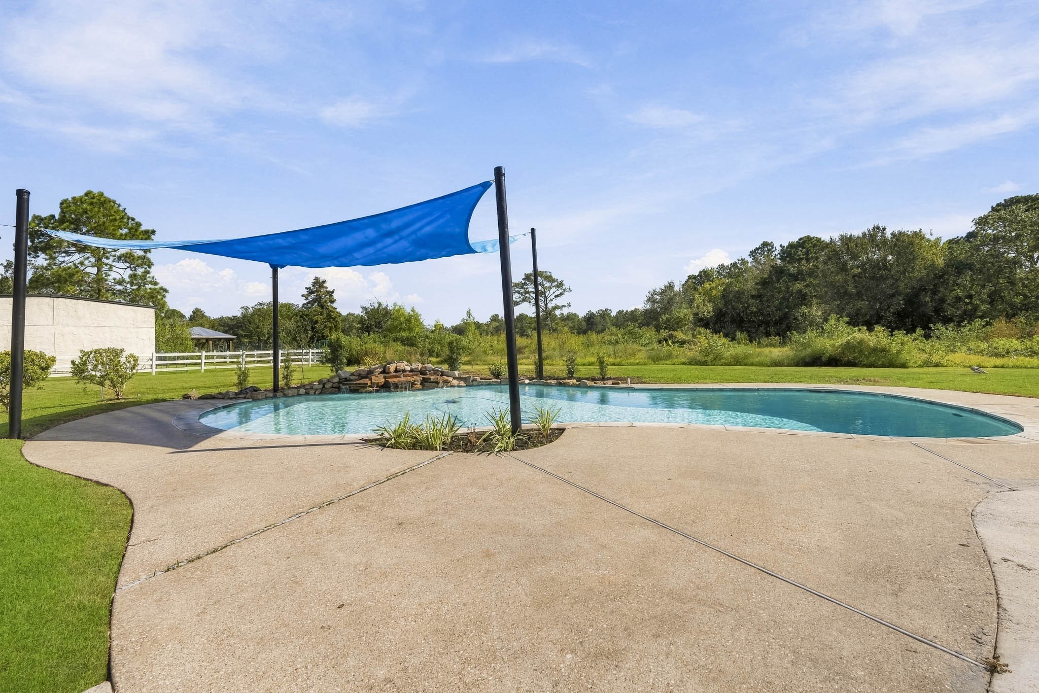 119 Avenue J, Dickinson, TX 77539