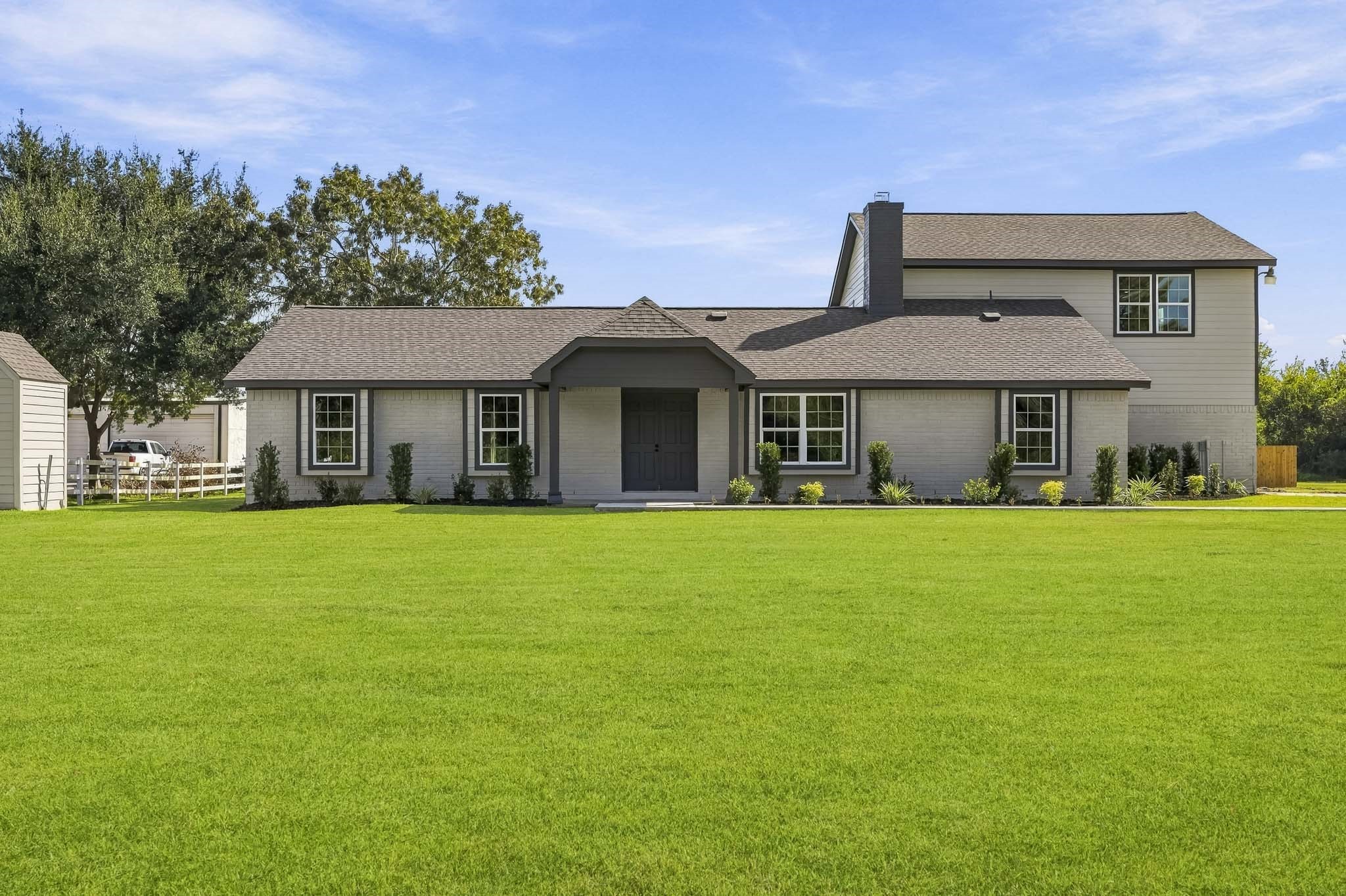 119 Avenue J, Dickinson, TX 77539