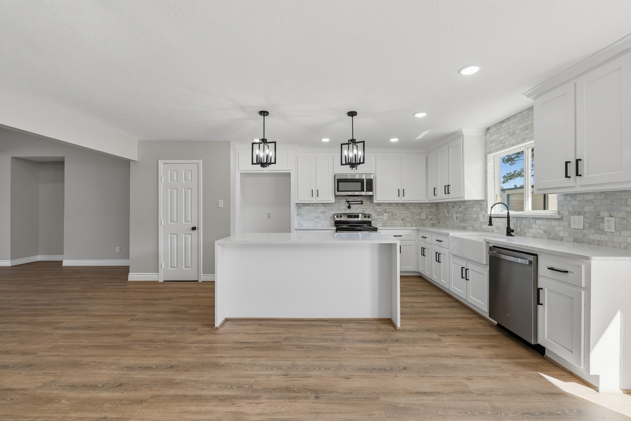 119 Avenue J, Dickinson, TX 77539 119 Avenue J, Dickinson, TX 77539