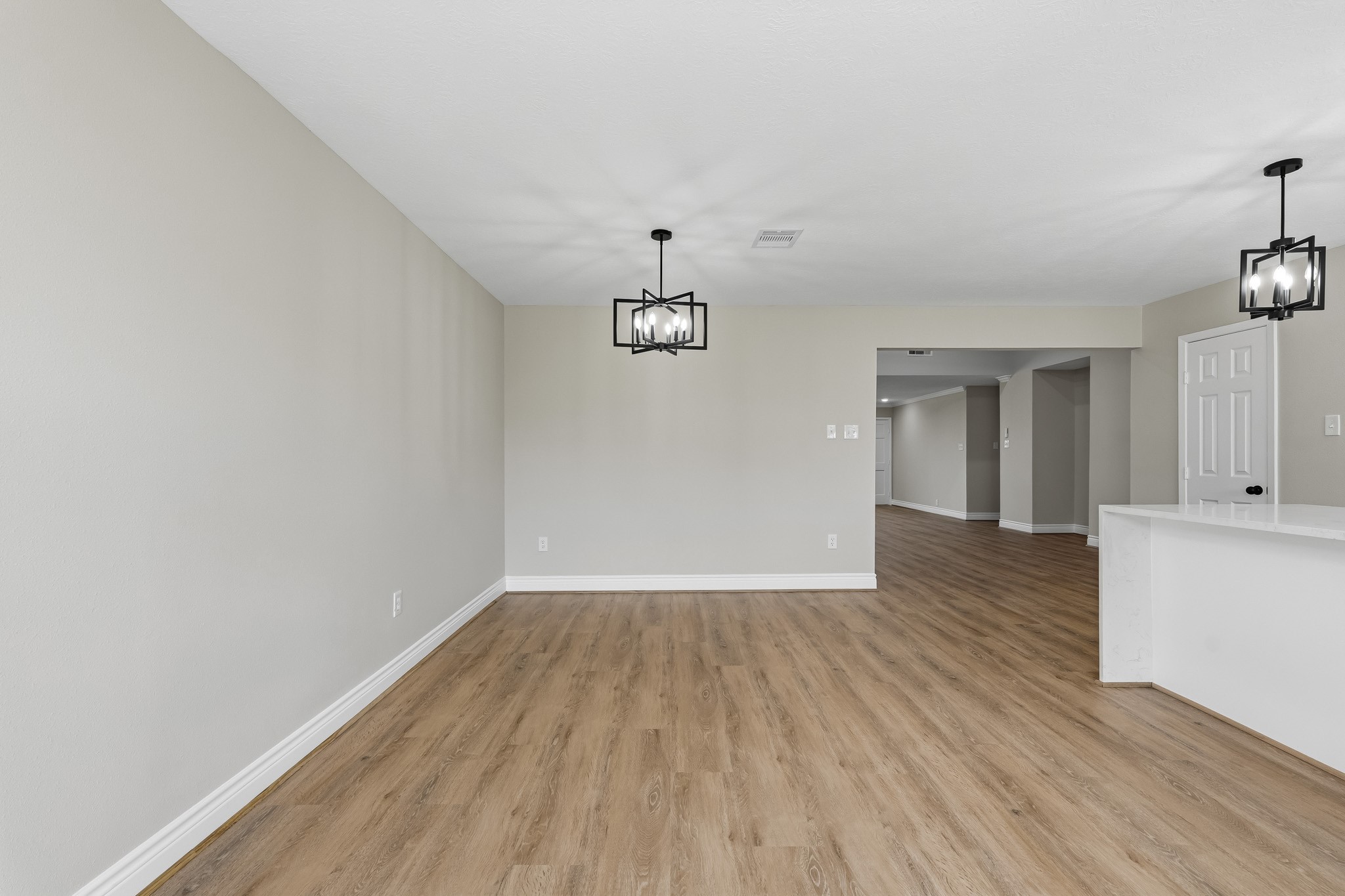 119 Avenue J, Dickinson, TX 77539