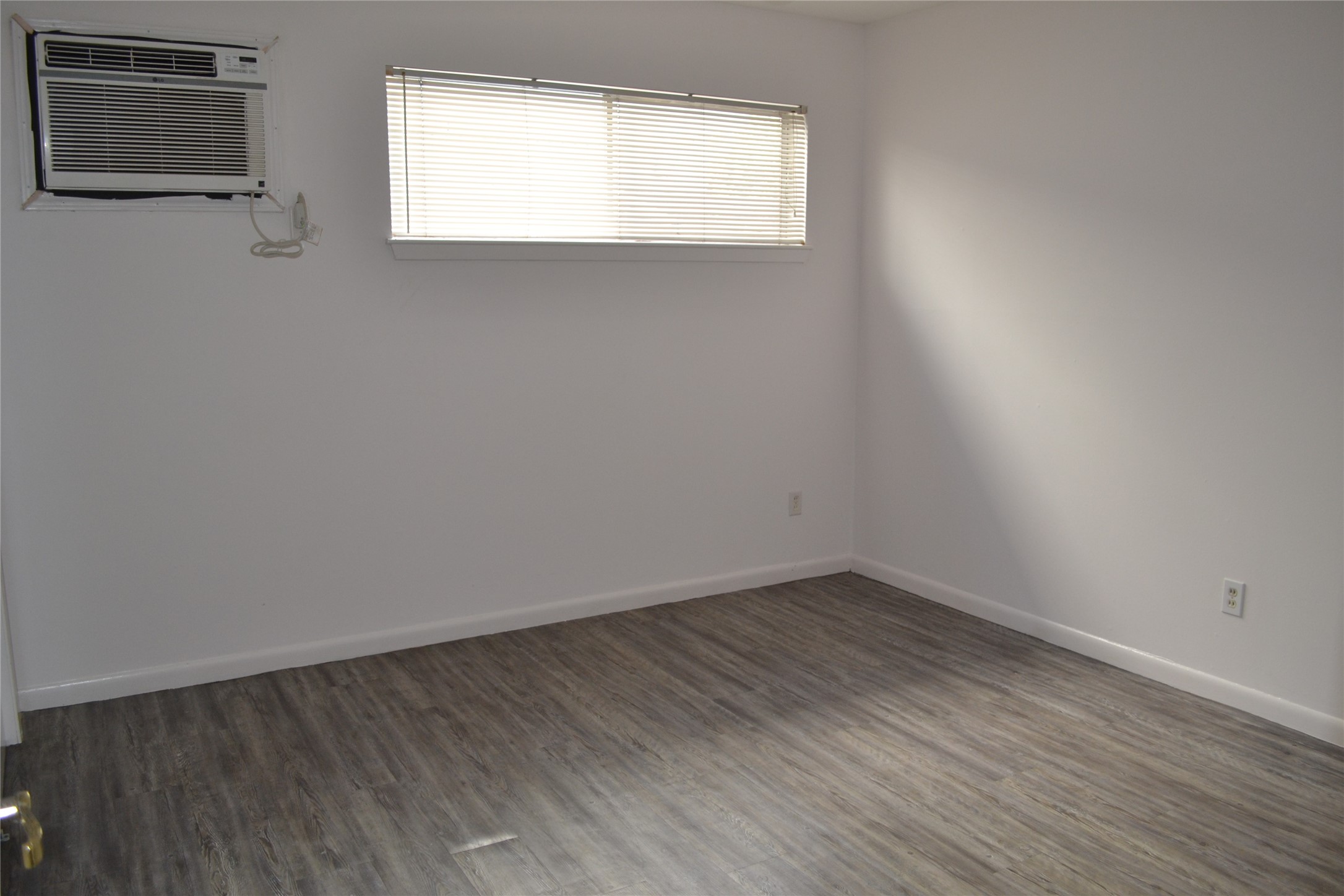 1521 Rutland Street, #4, Houston, TX 77008