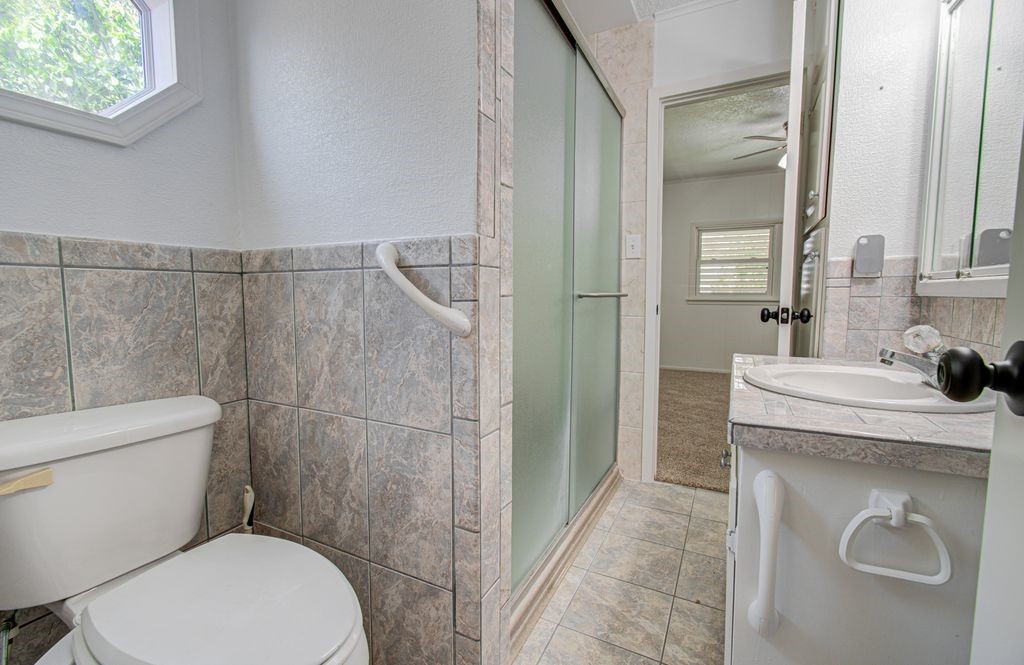 5216-4 County Road 469, Brazoria, TX 77422