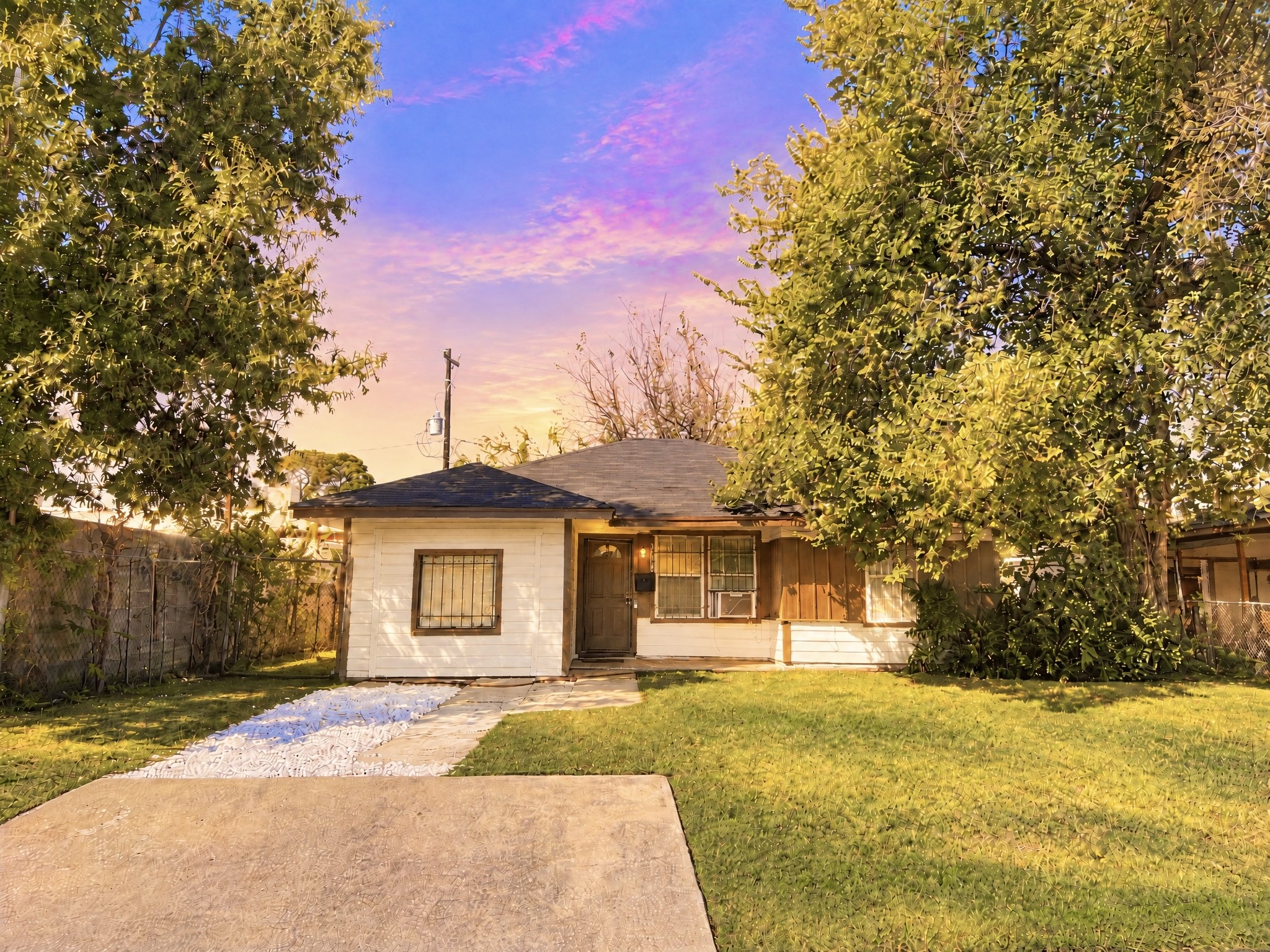 5313 Bataan Road, Houston, TX 77033 5313 Bataan Road, Houston, TX 77033