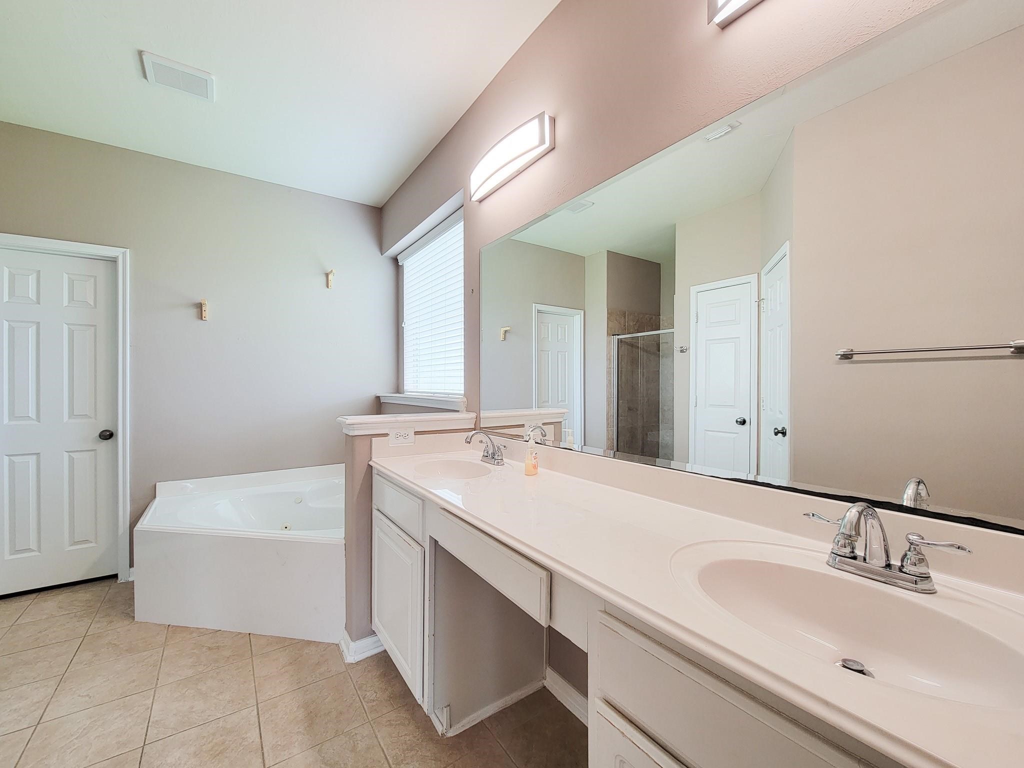 819 Arlington Lane, Rosenberg, TX 77469