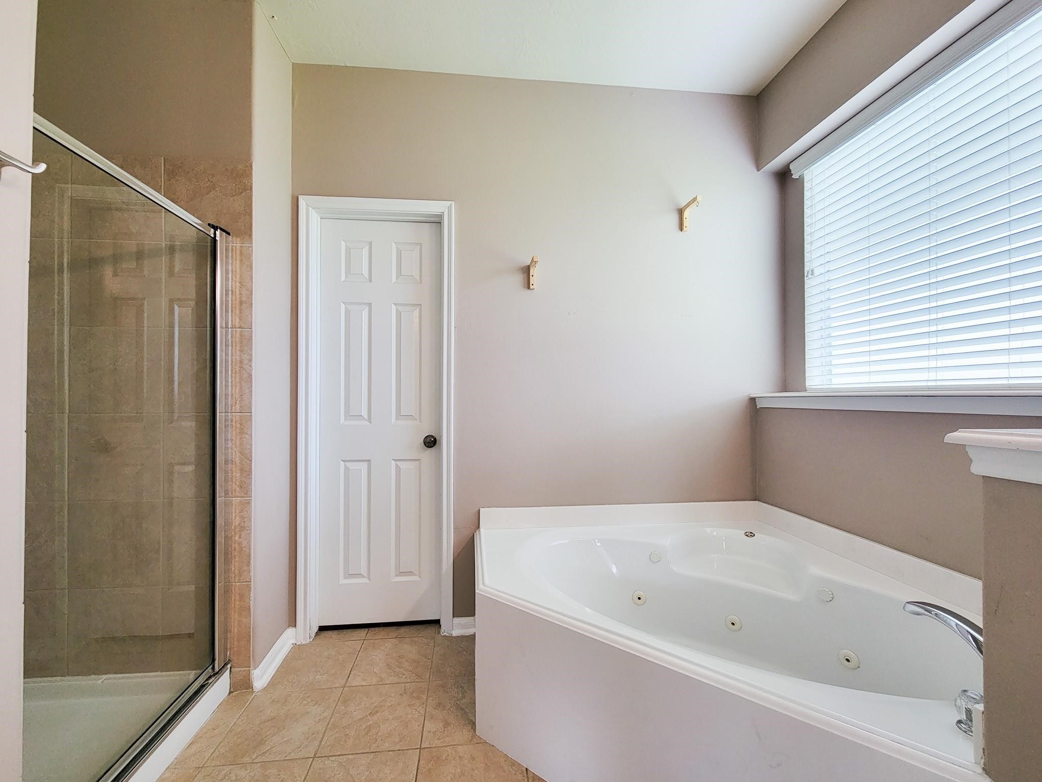 819 Arlington Lane, Rosenberg, TX 77469