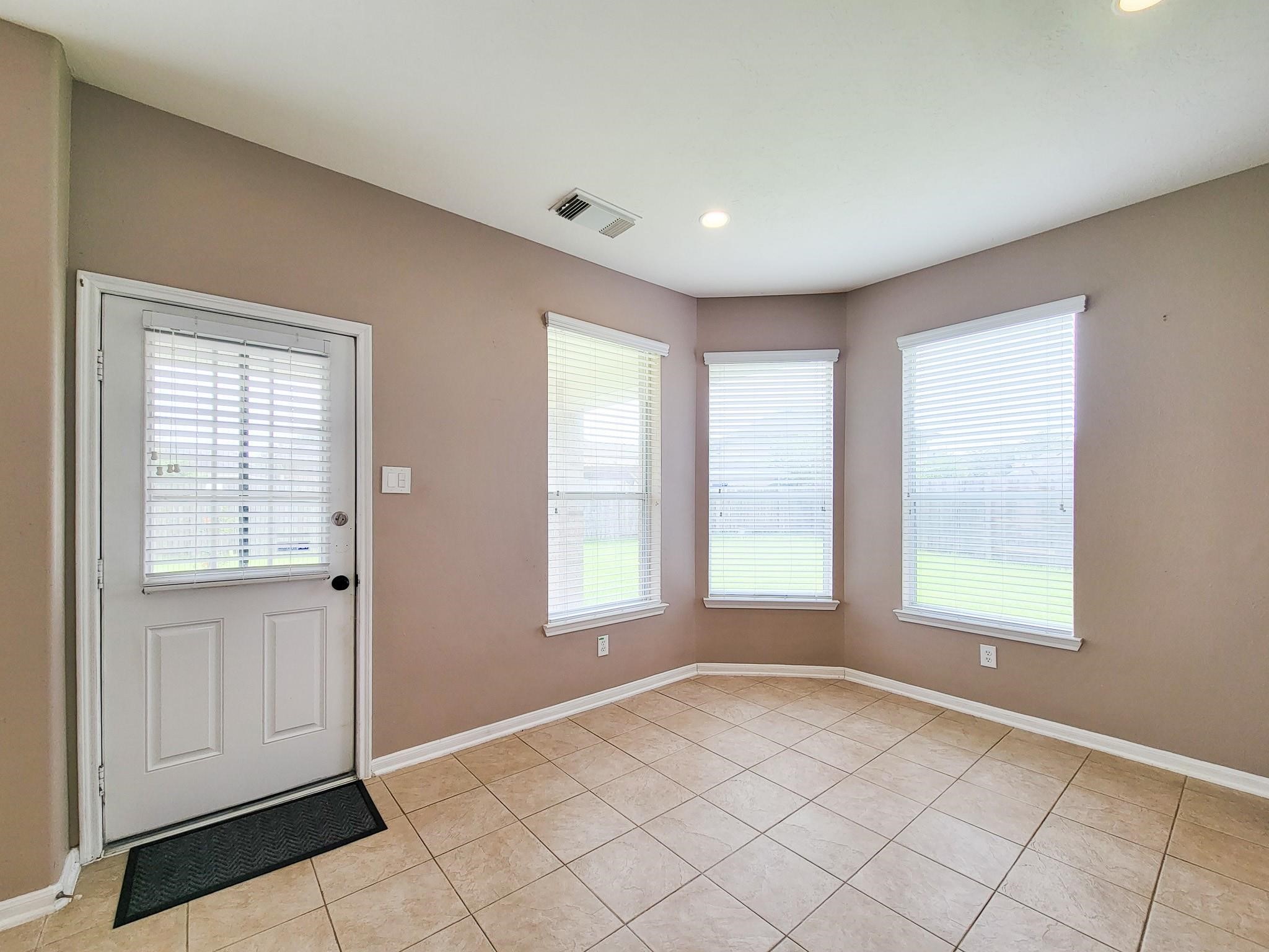 819 Arlington Lane, Rosenberg, TX 77469