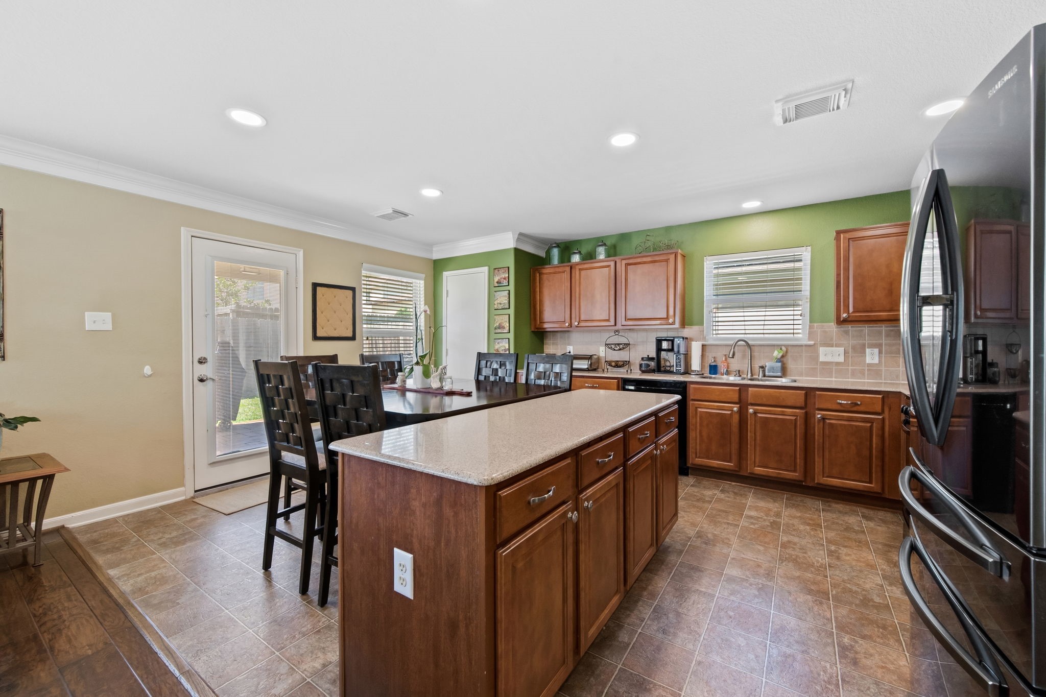 6615 Green Pear Lane, Houston, TX 77049