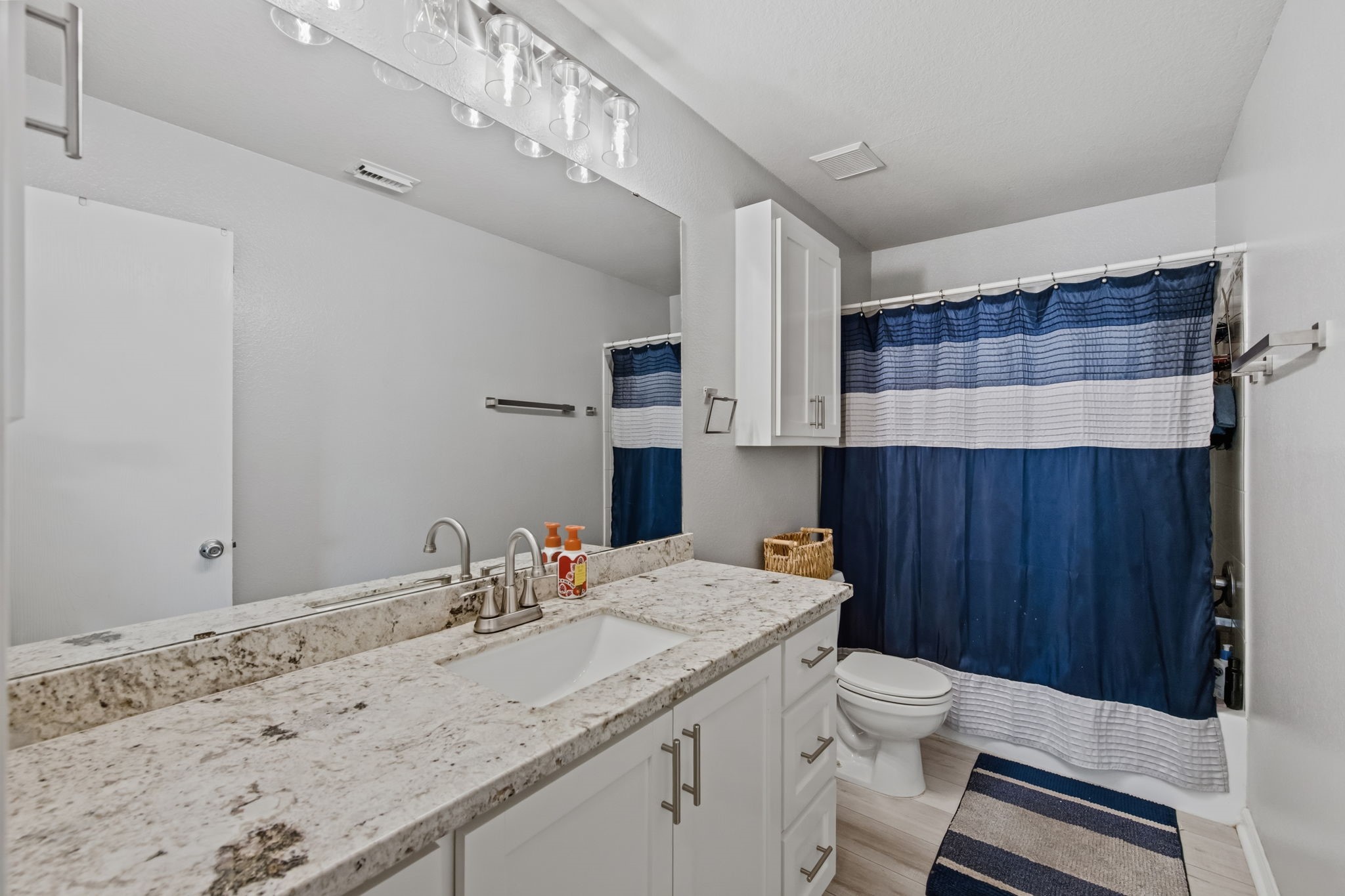Upstairs Bathroom