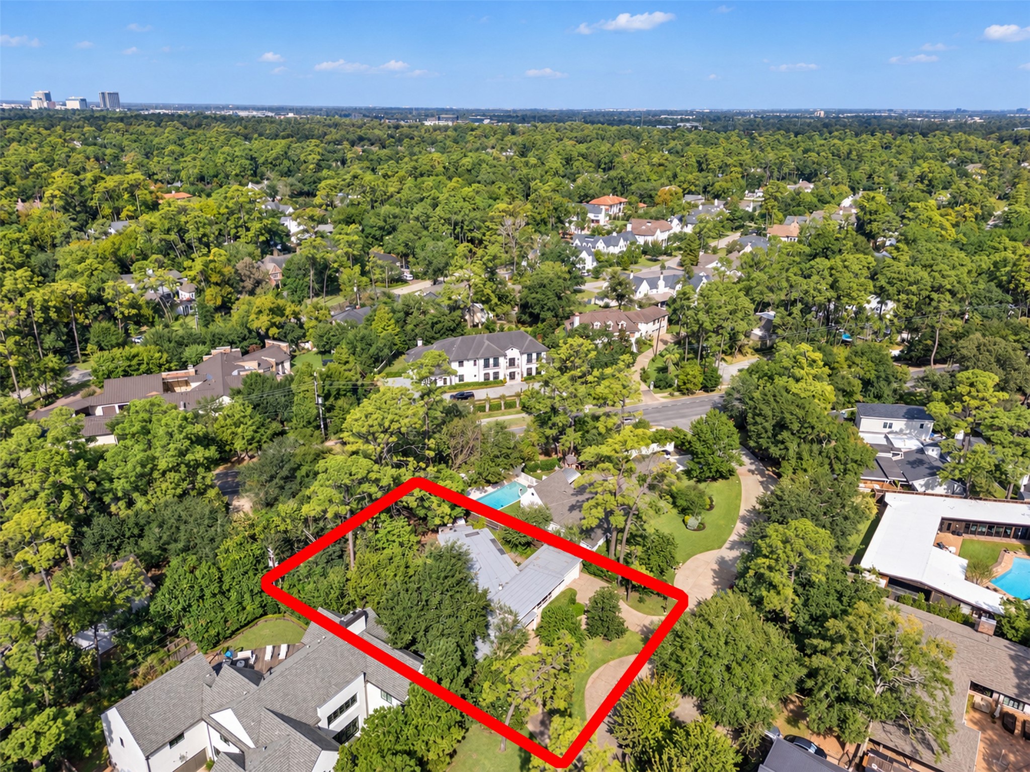 513 Ripple Creek Drive, Houston, TX 77024