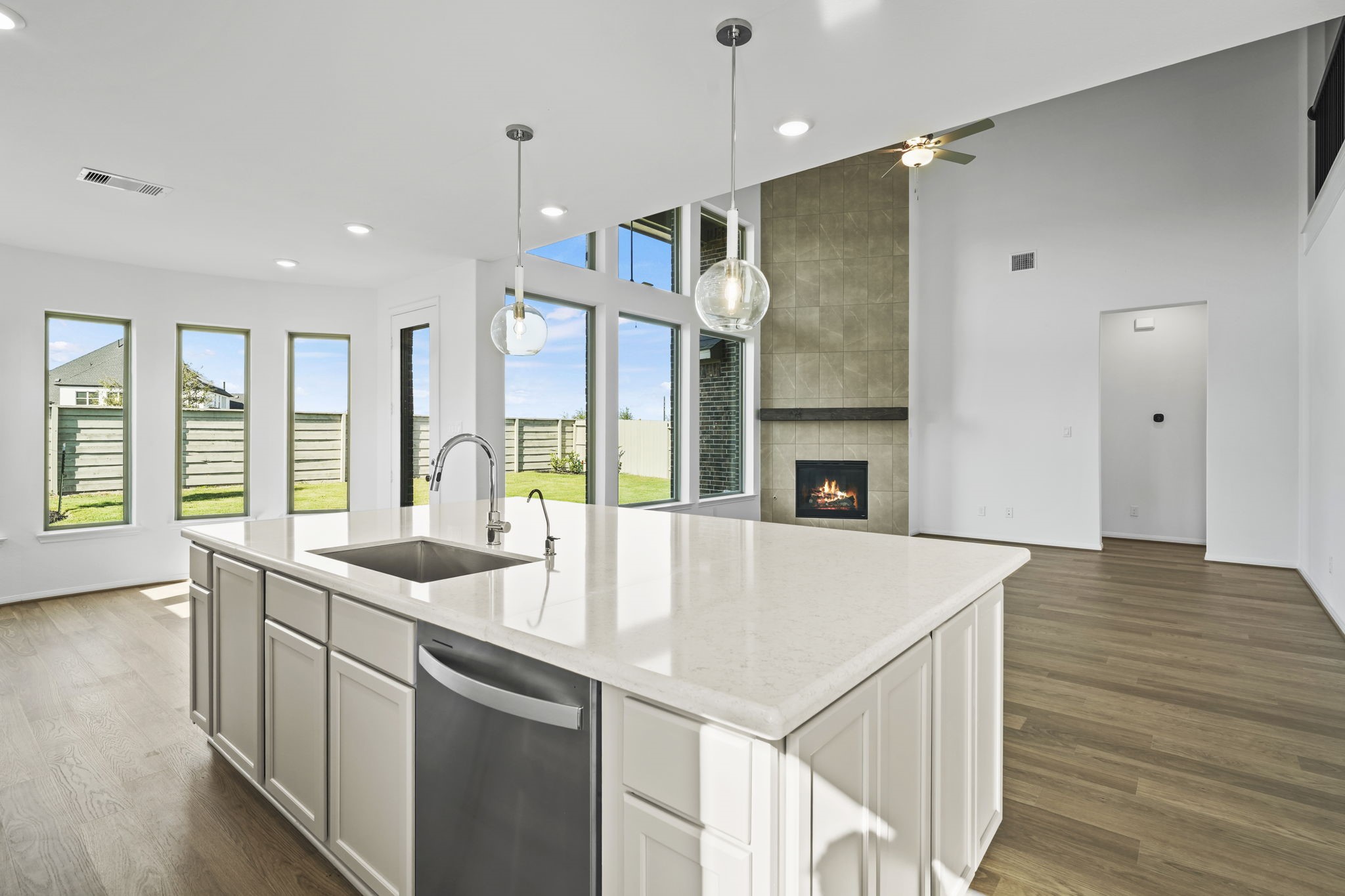 5119 Mulberry Shrubs Lane, Manvel, TX 77578