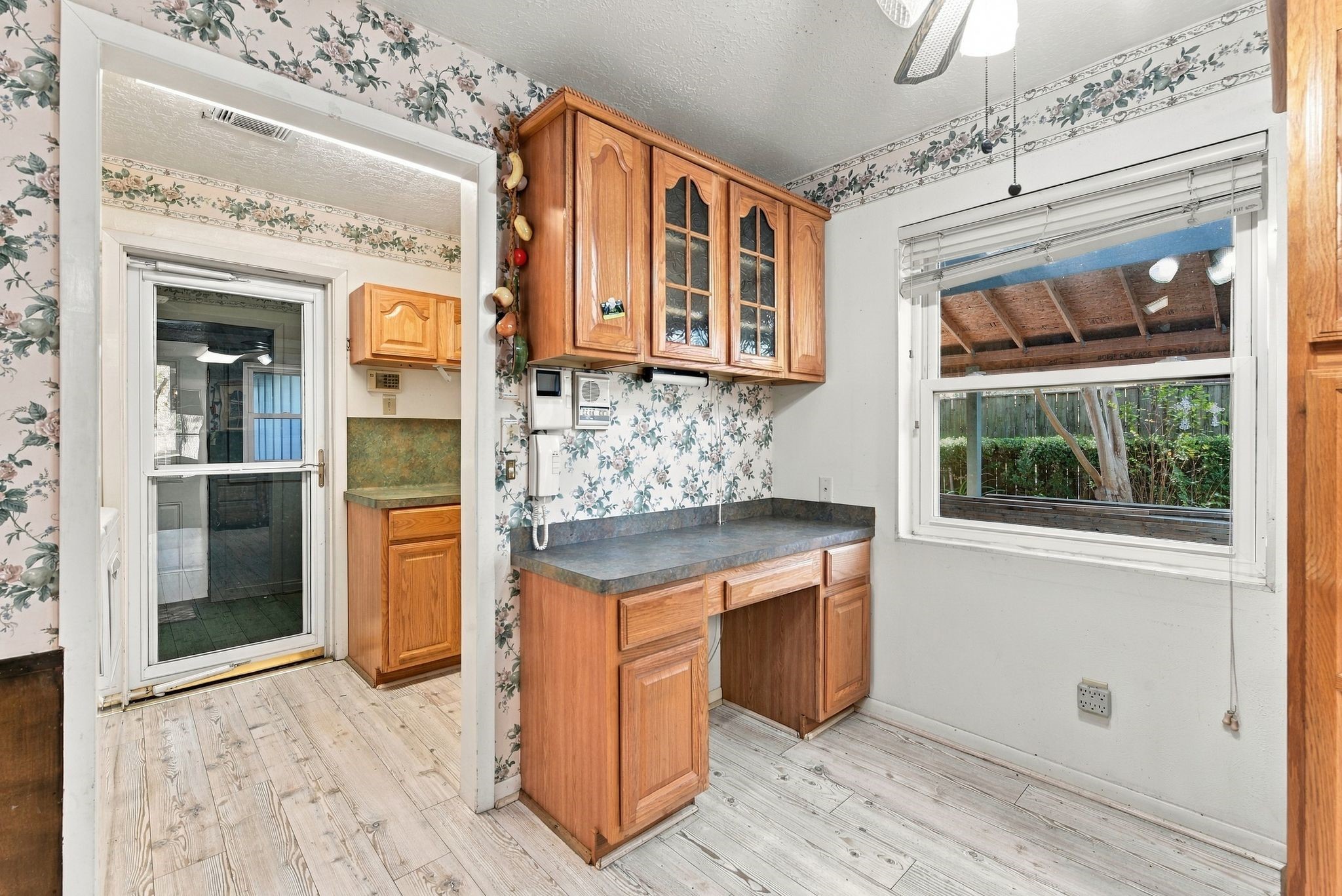 27214 Paula Lane, Conroe, TX 77385