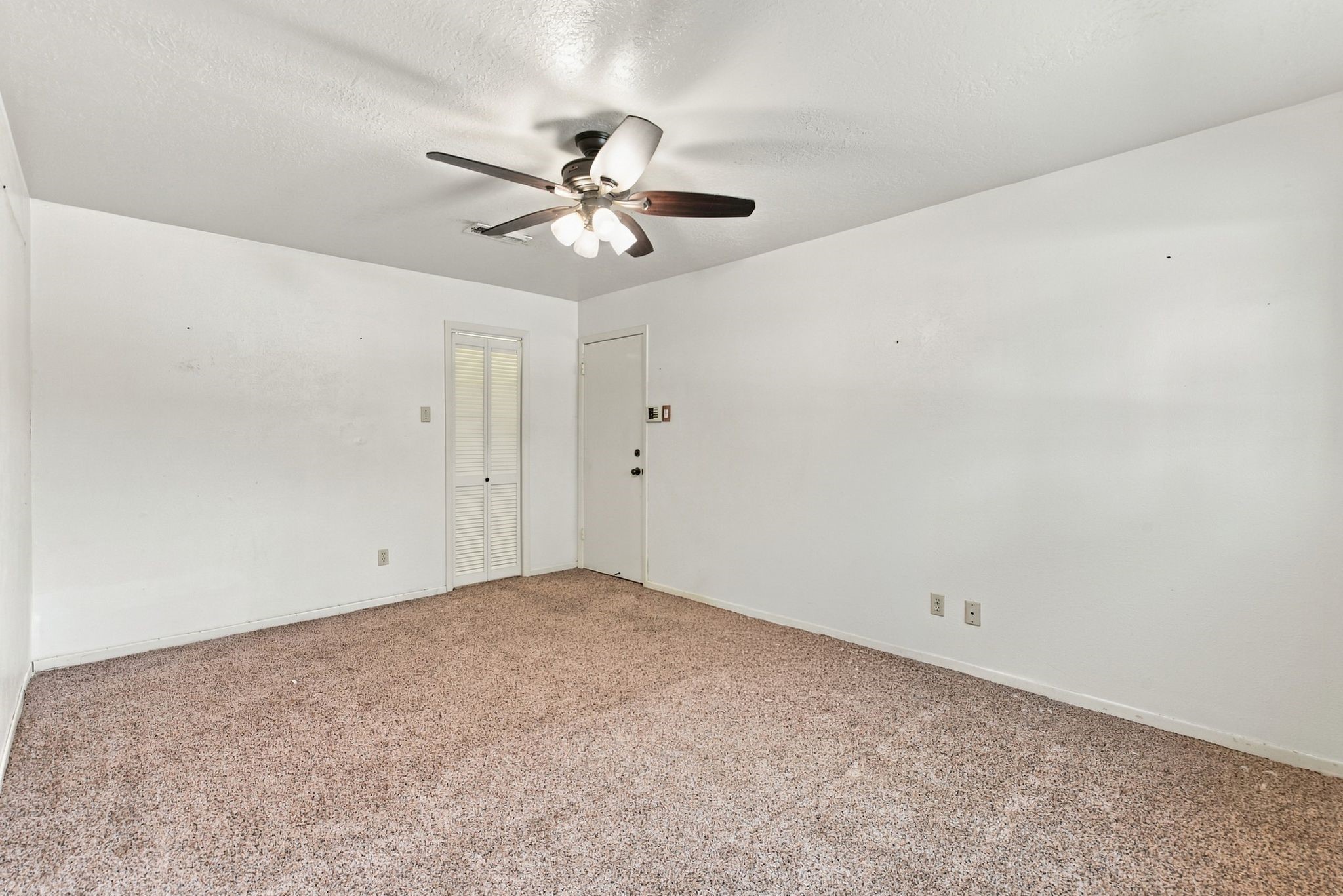 27214 Paula Lane, Conroe, TX 77385