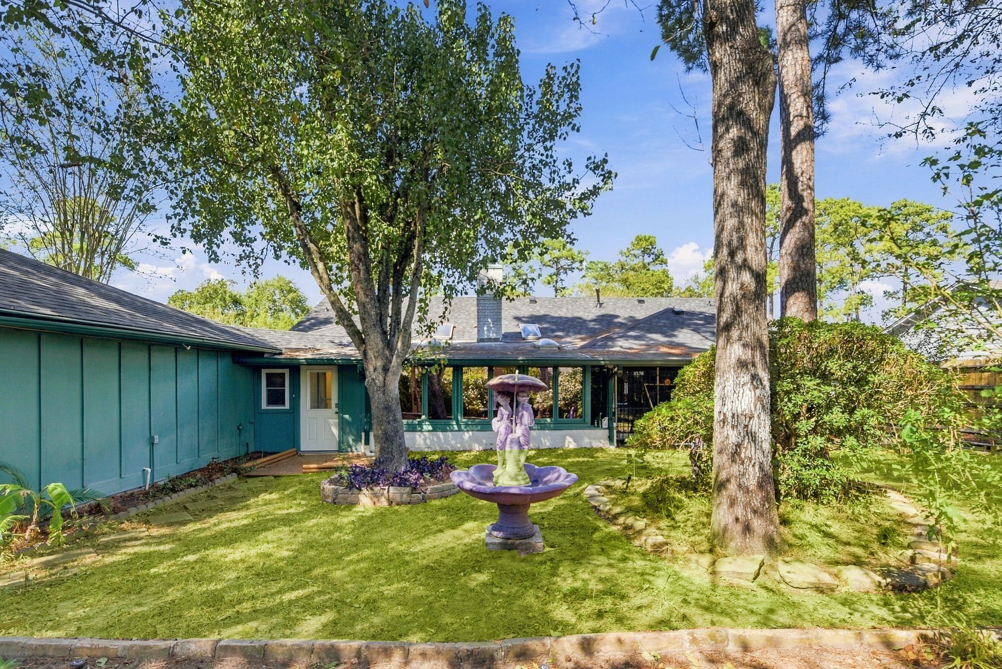 27214 Paula Lane, Conroe, TX 77385