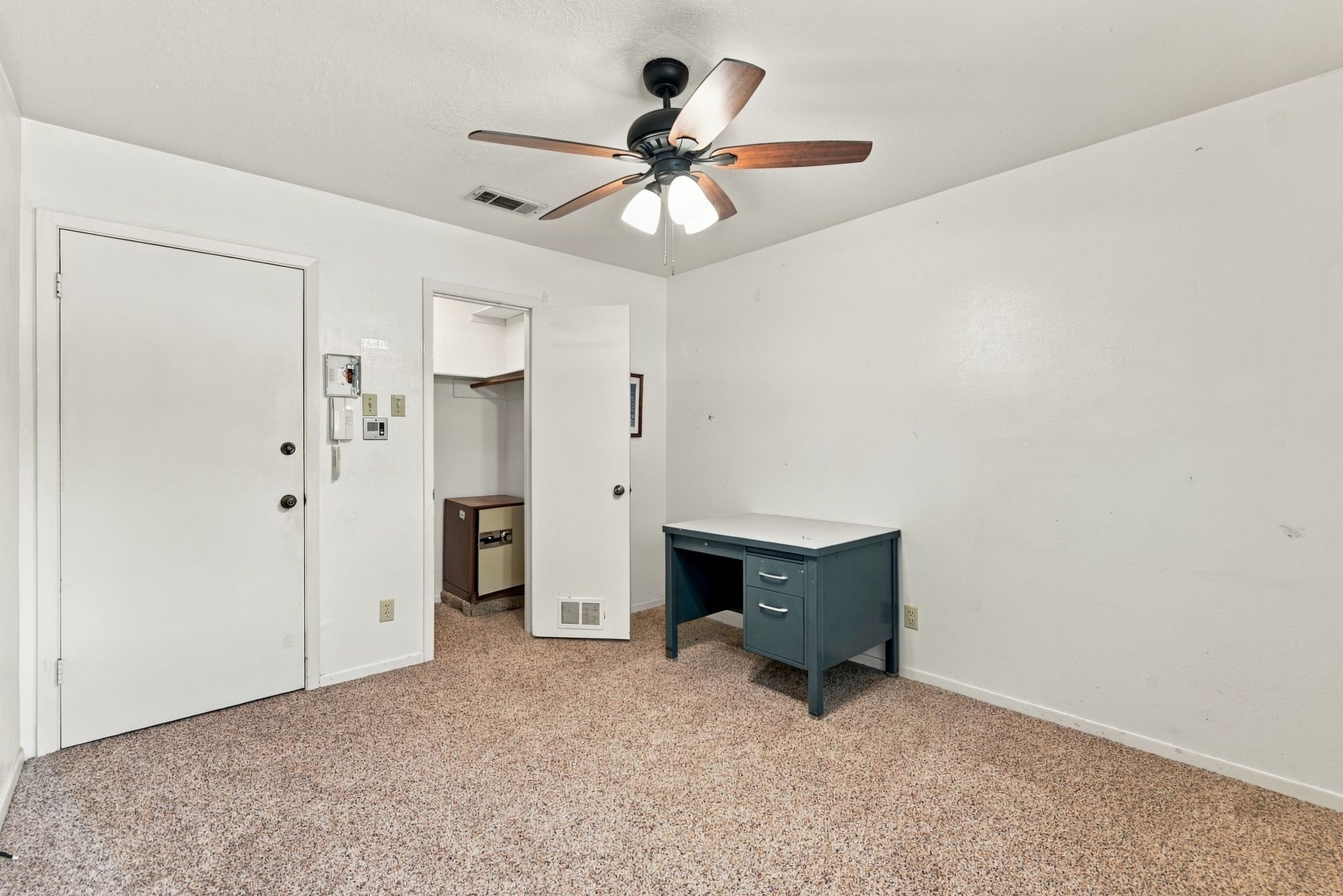 27214 Paula Lane, Conroe, TX 77385