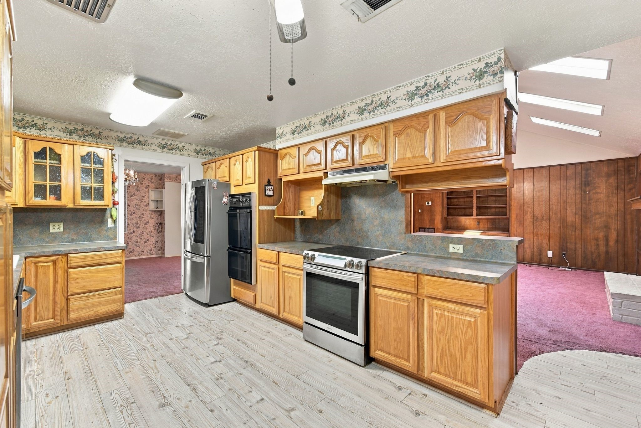 27214 Paula Lane, Conroe, TX 77385