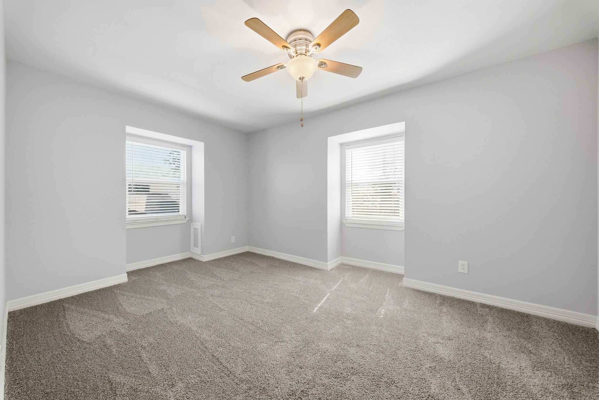 7705 Beaudelaire Circle, Galveston, TX 77551
