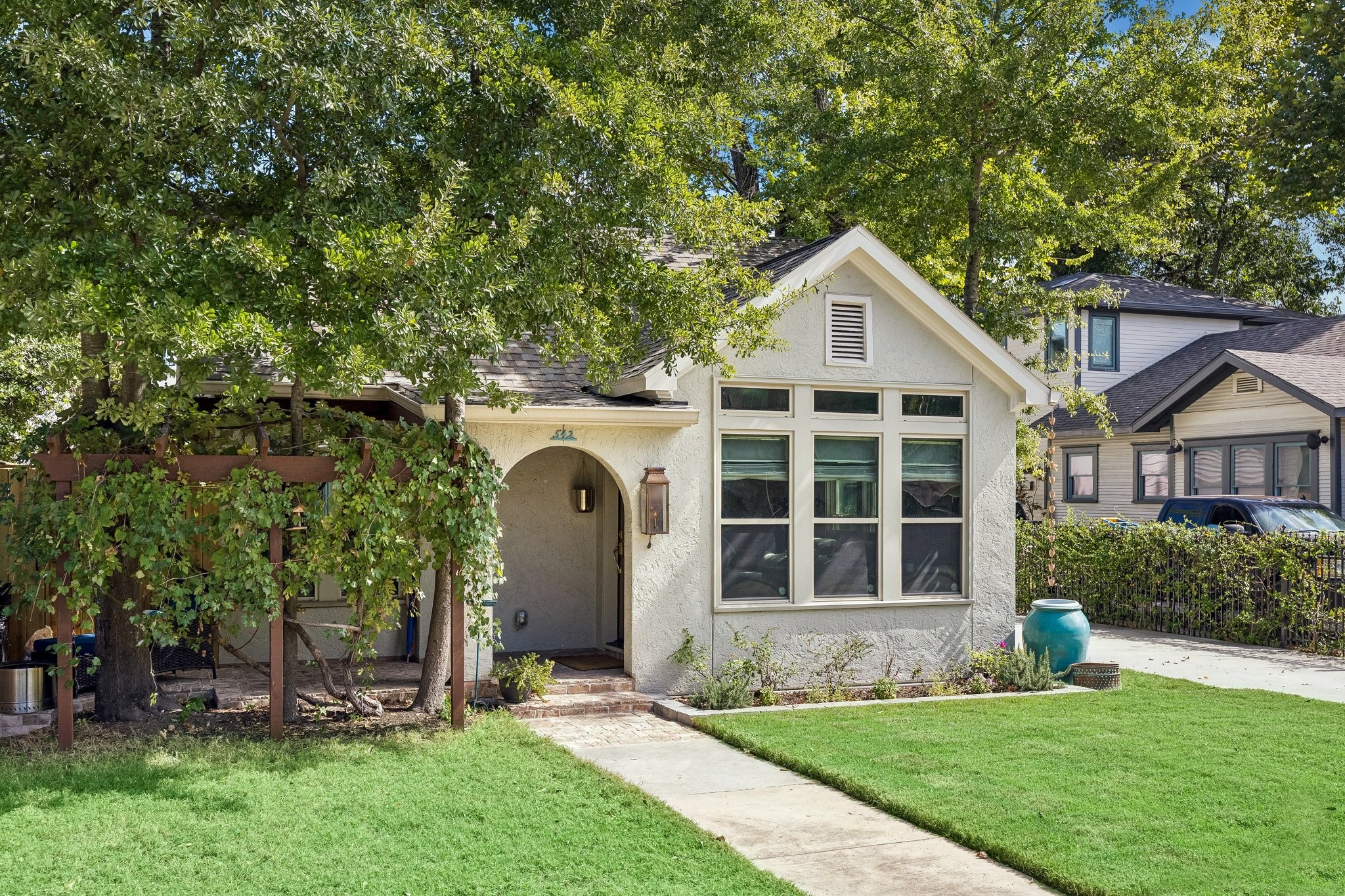 542 Granberry Street, Houston, TX 77007 542 Granberry Street, Houston, TX 77007