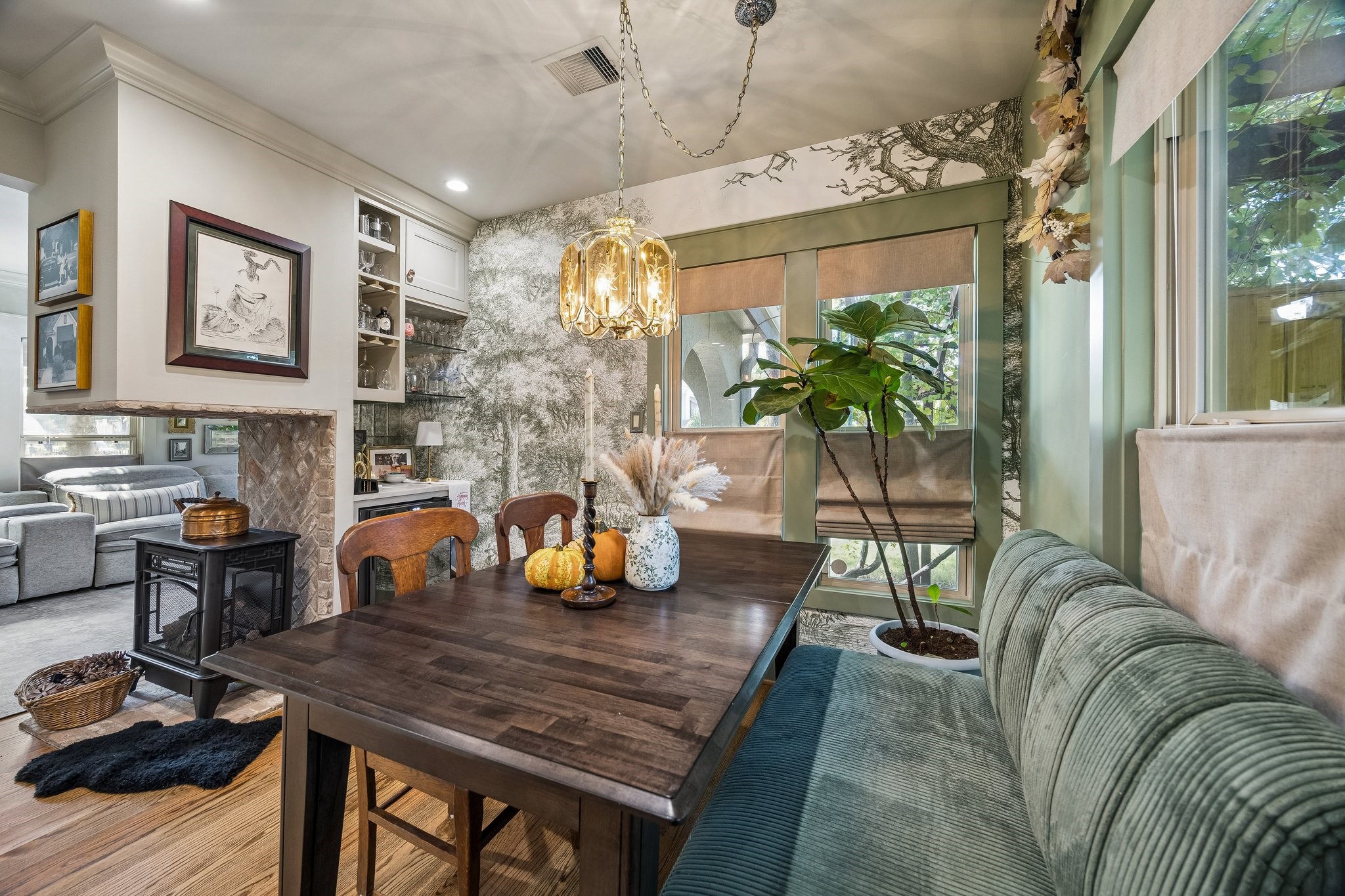 542 Granberry Street, Houston, TX 77007 542 Granberry Street, Houston, TX 77007
