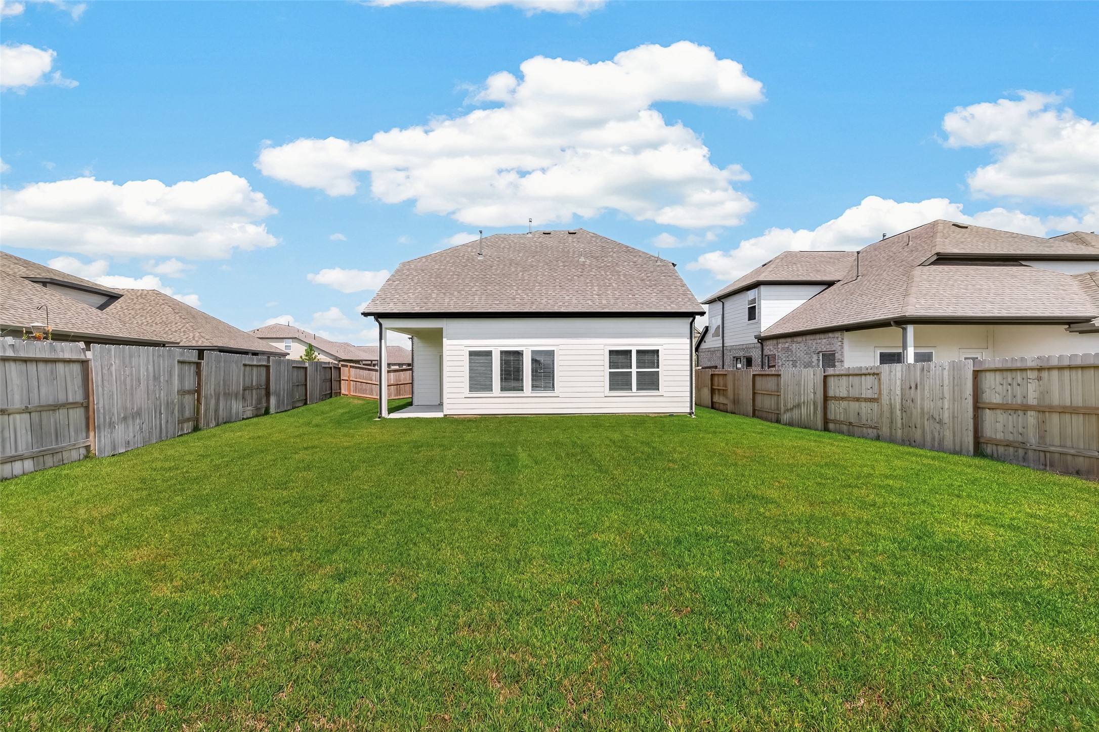 5007 Dunstable Manor Lane, Fresno, TX 77583 5007 Dunstable Manor Lane, Fresno, TX 77583