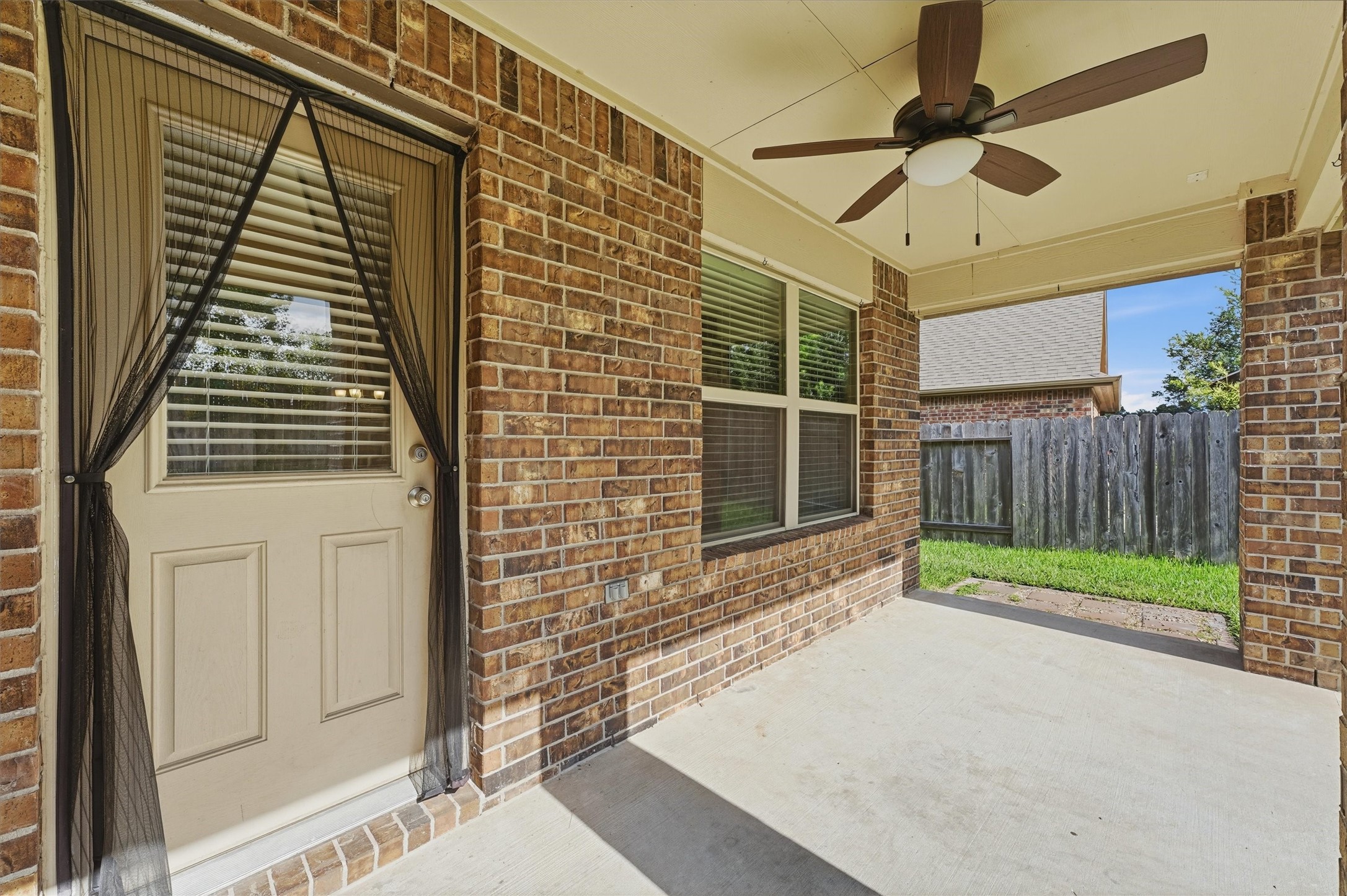 Nice covered back porch.