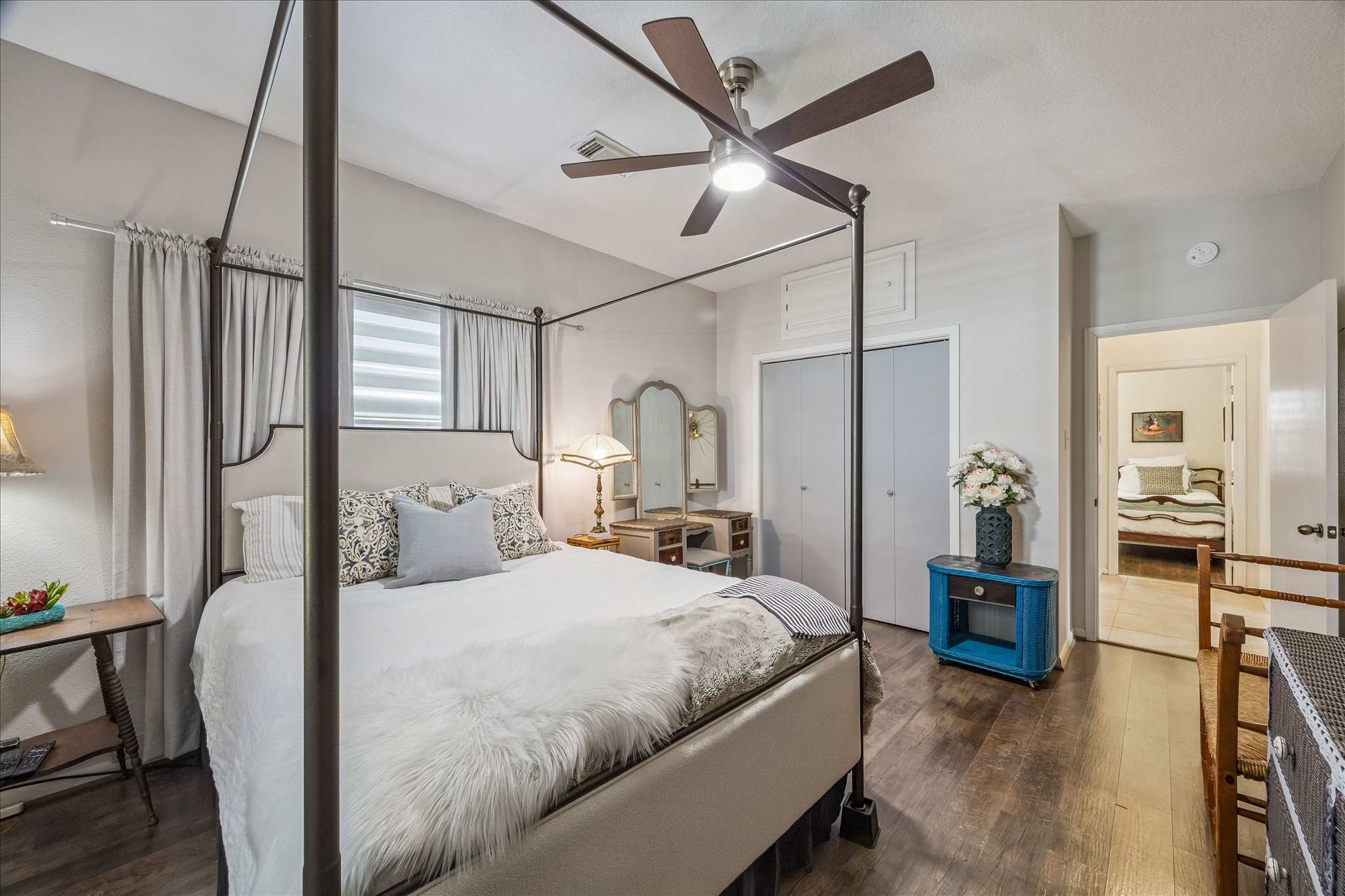 1007 Tiki, Tiki Island, TX 77554