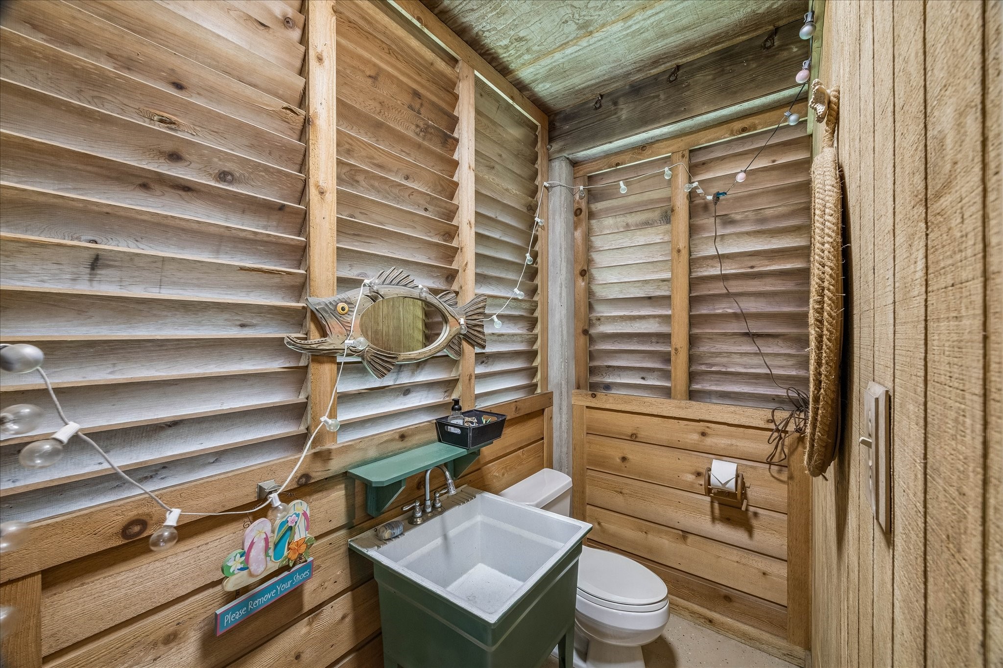 1007 Tiki, Tiki Island, TX 77554
